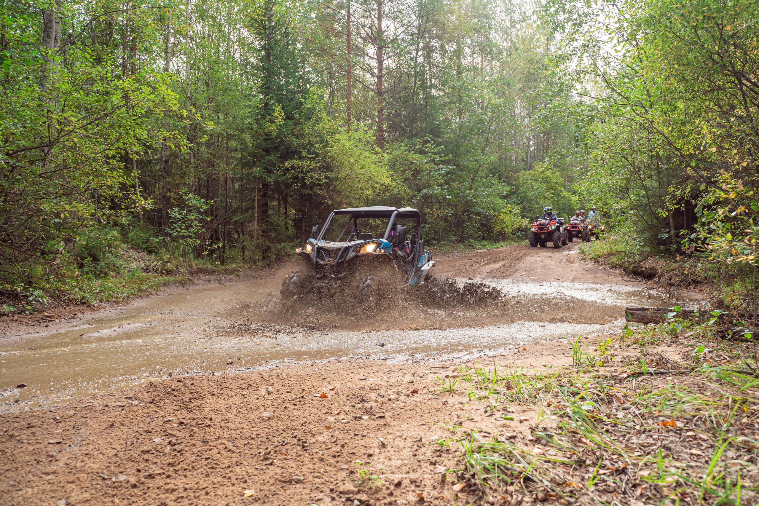 Квадровыезд —спортивный репортаж в Ленинградской области. Свадебный, семейный, портретный, репортажный фотограф в Санкт-Петербурге