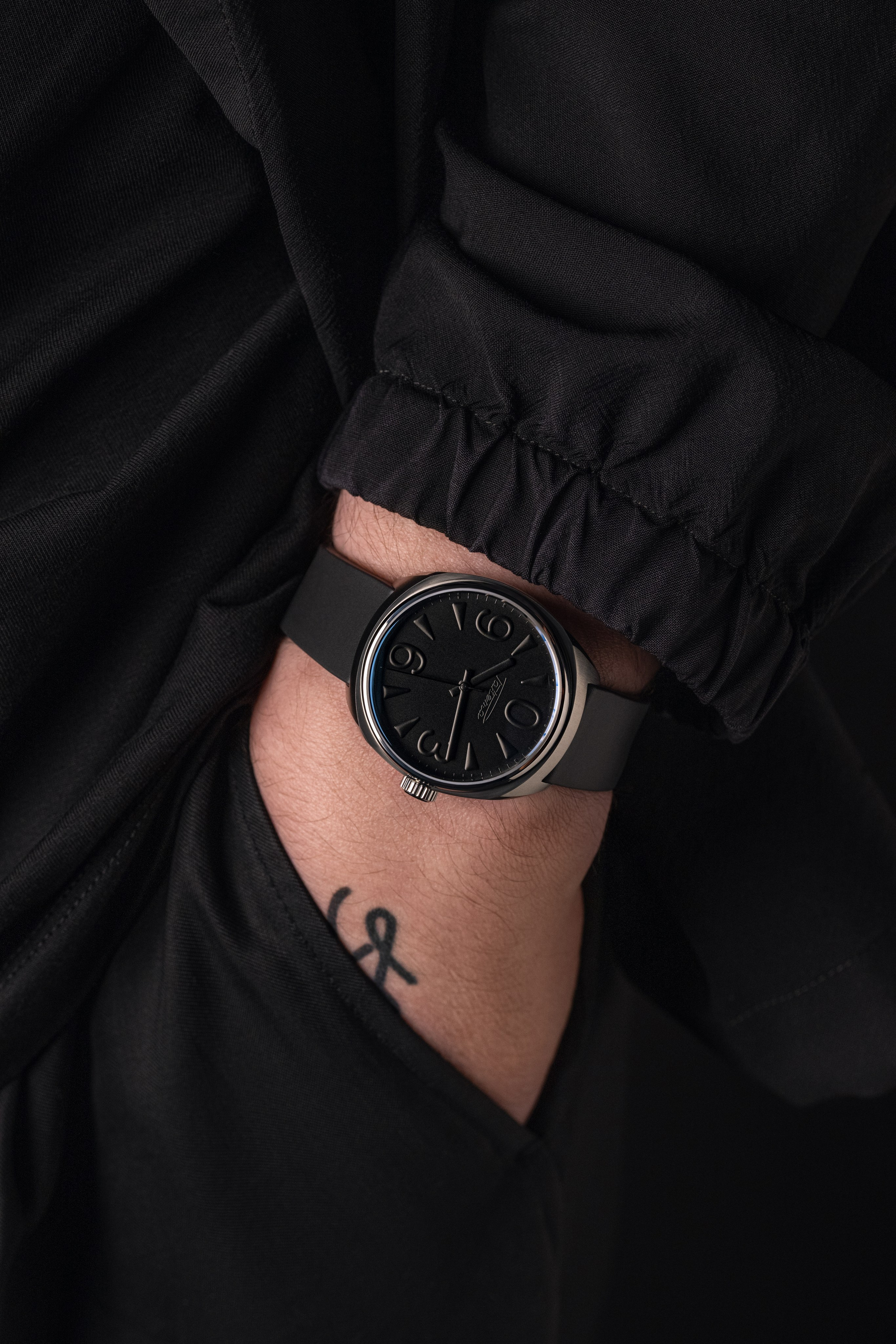 @Temalebedev для @raketawatcher                                                                         Ph: Anton Sokolov                                                                                                  Retoucher: @retouch.komissarova  