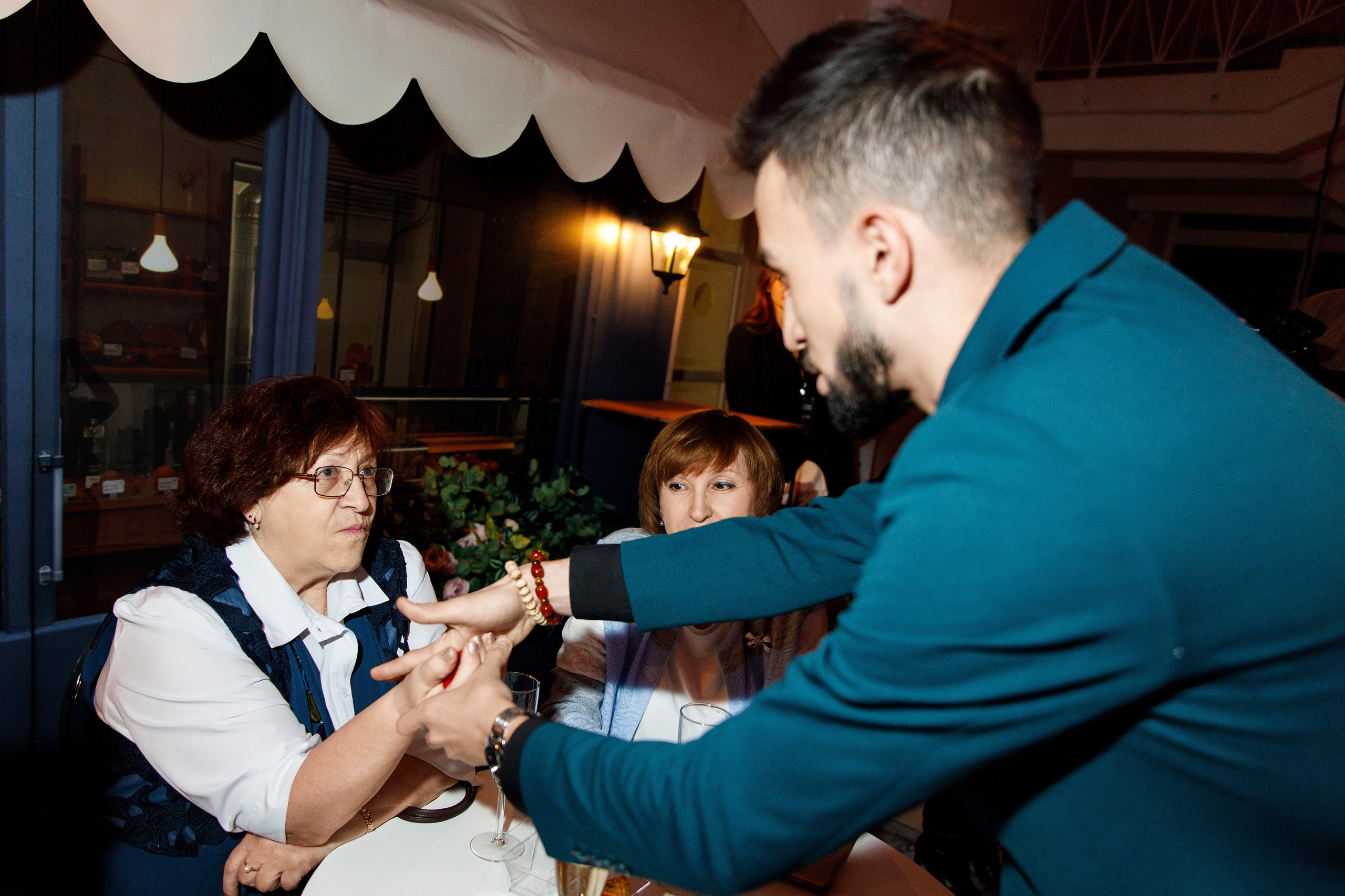 Награждение победителя конкурса «Учитель Года» г. Горнозаводск. Фотограф Дмитрий Молчанов | Фотограф Пермь | Фотограф