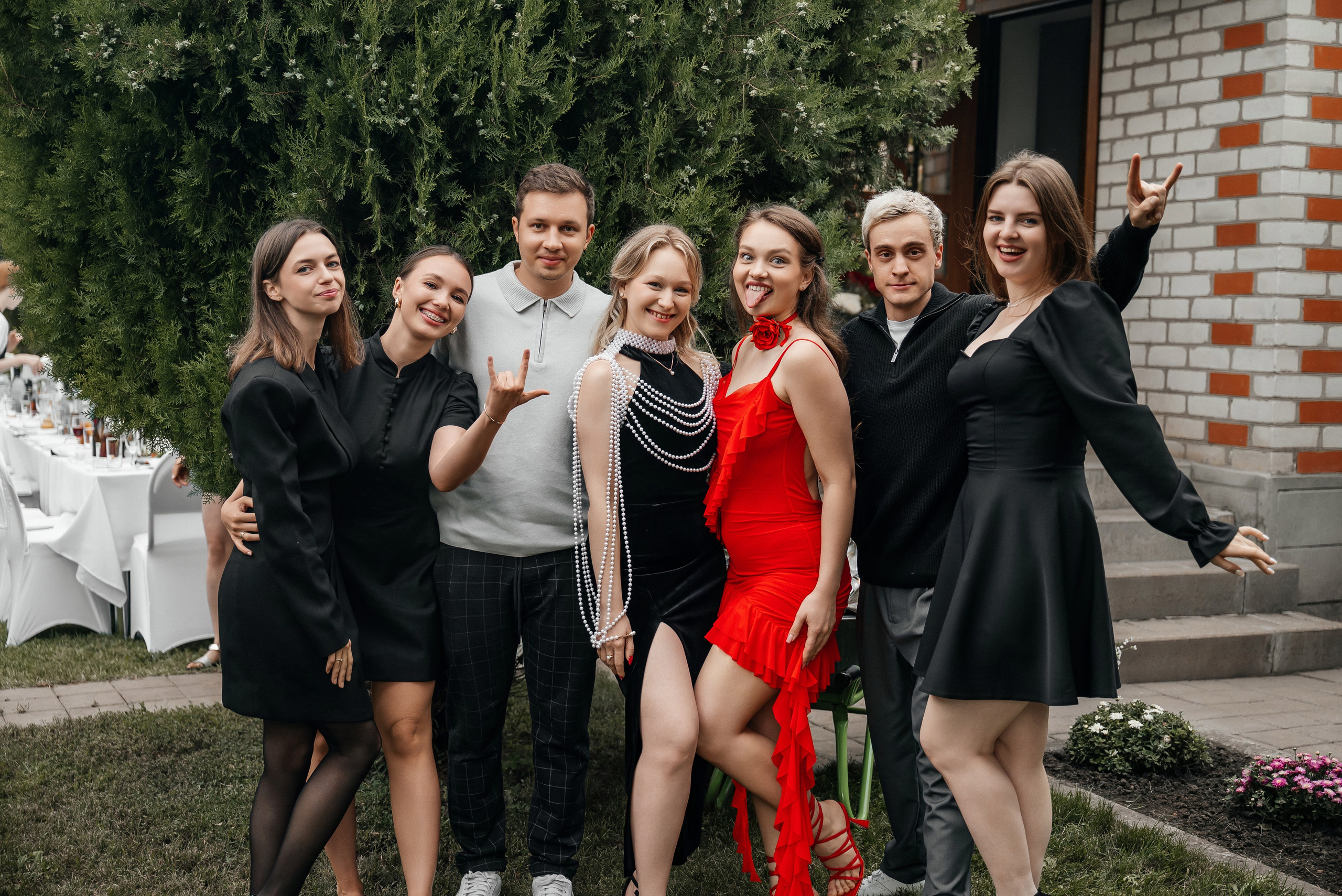 «Свадьба Даши и Артема». Школьный фотограф в Валуйках. Фотосессии для выпускников и изготовление выпускных альбомов в городе Валуйки и в Белгородской области