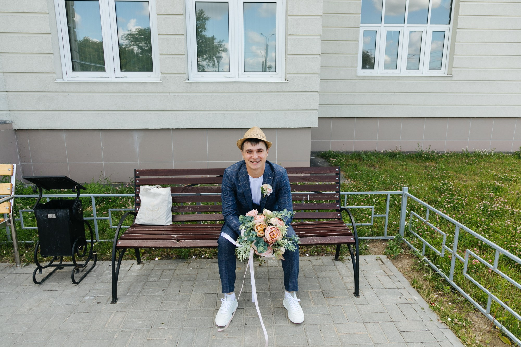 где провести свадьбу в спб, петергофе, свадебный костюм для жениха магазины, свадебный салон в спб найти, торт для свадьбы заказать, найти фотографа на свадьбу, праздник