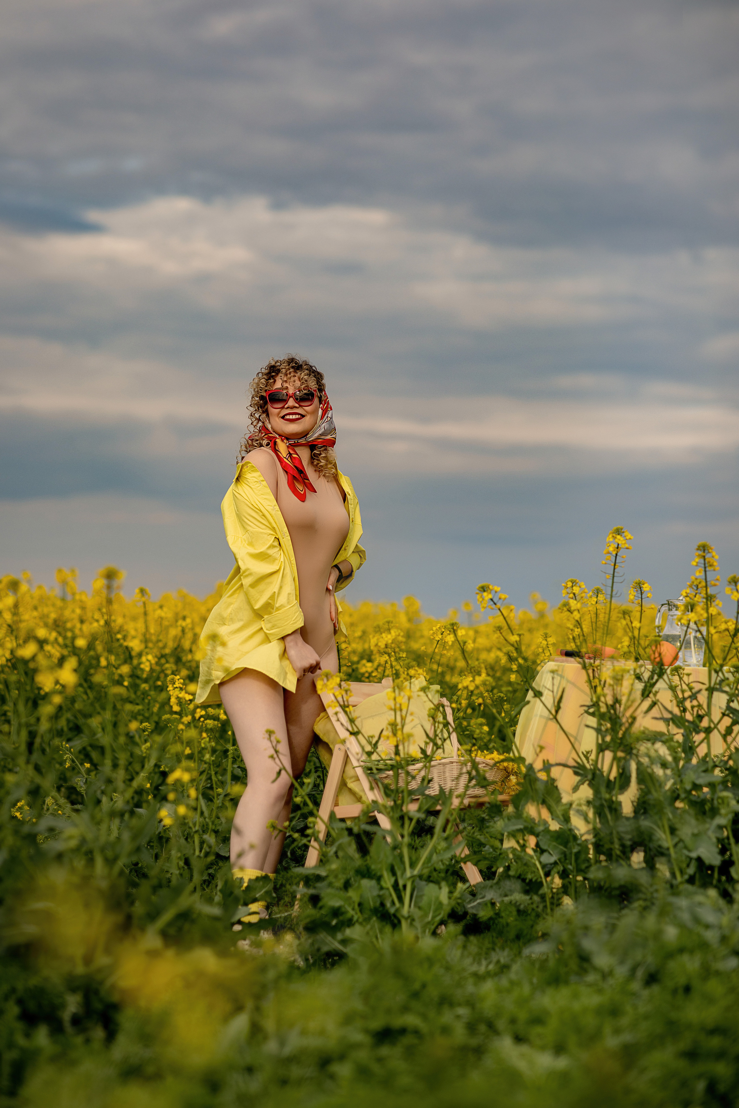 В цветении. Фотограф-стилист Крым Прокат одежды в Крыму. Фотосессии в Крыму