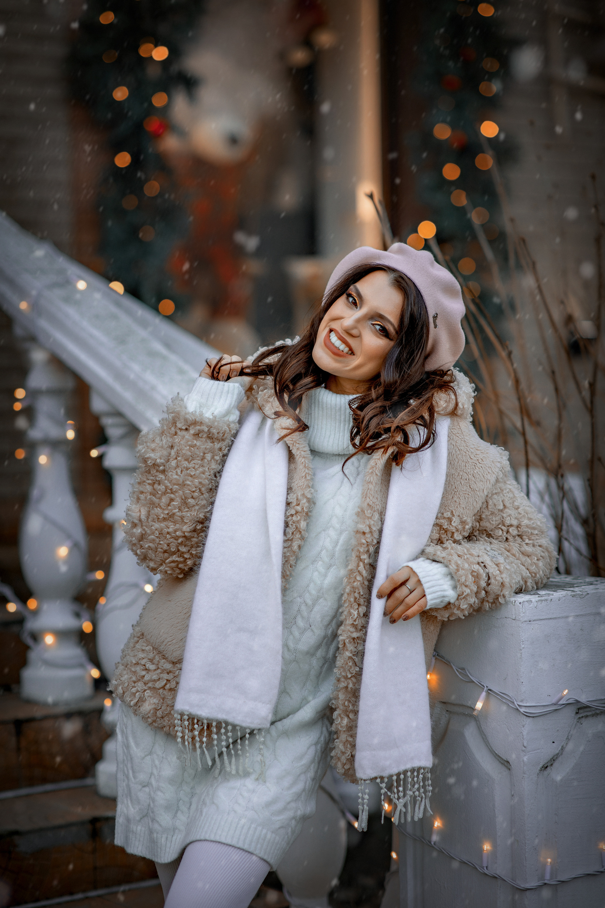 Фотосессия " Прогулка ". Фотограф-стилист Крым Прокат одежды в Крыму. Фотосессии в Крыму