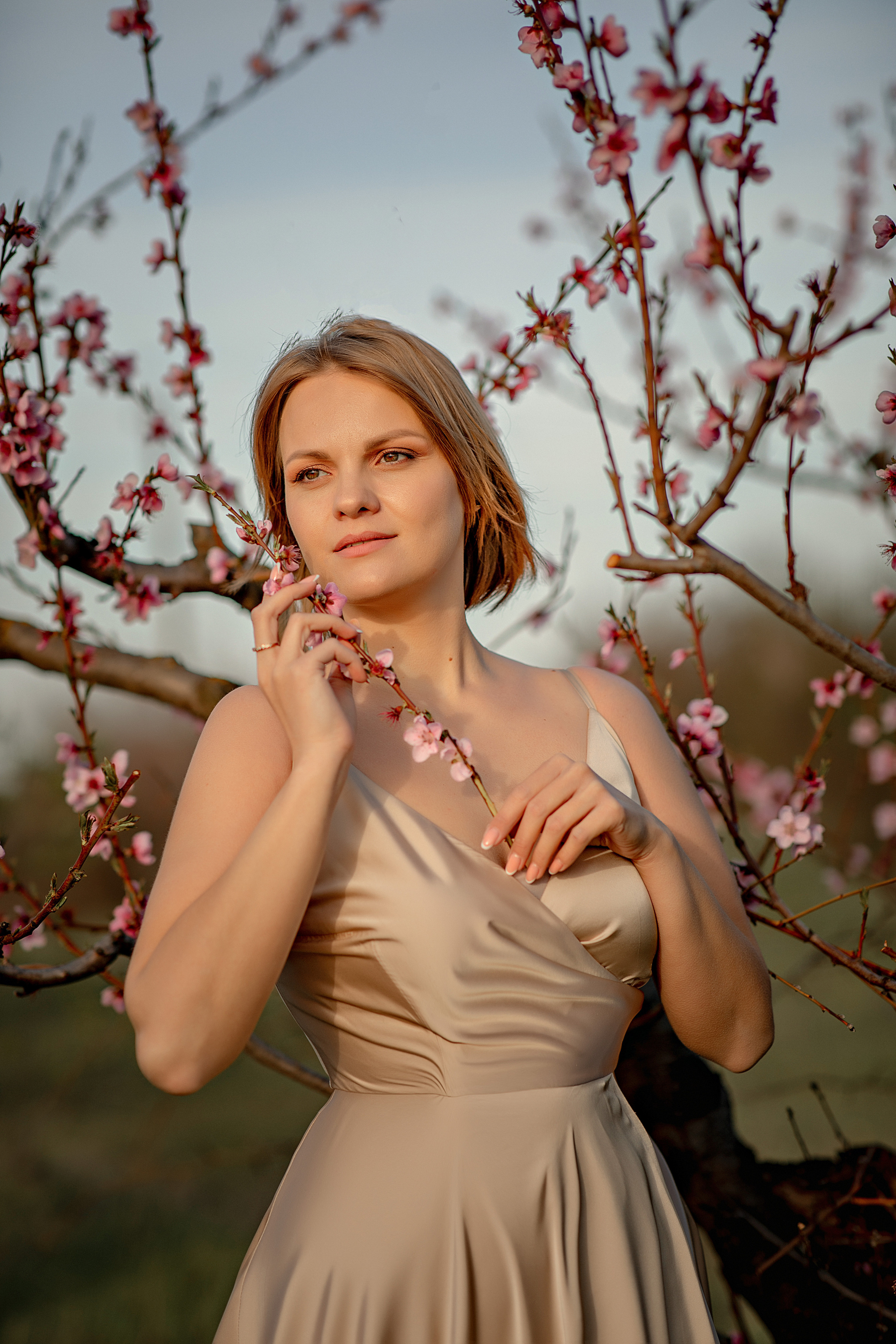 В цветении. Фотограф-стилист Крым Прокат одежды в Крыму. Фотосессии в Крыму