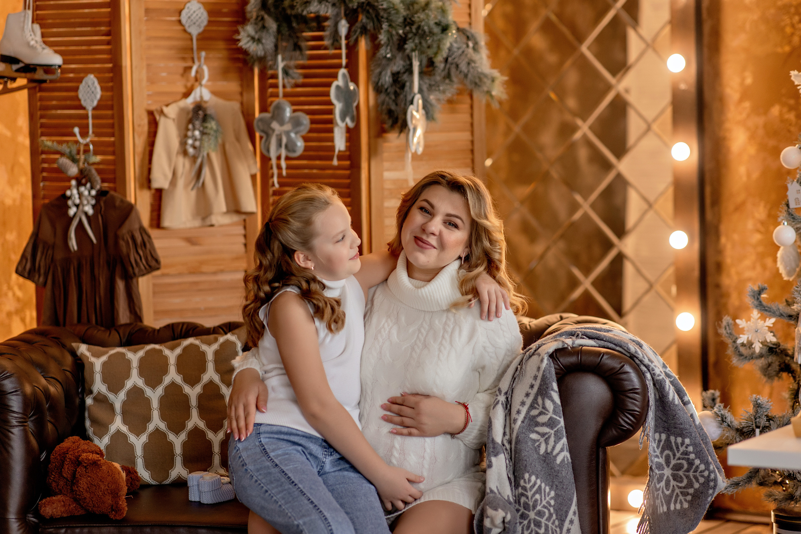 Новогодние. Фотограф-стилист Крым Прокат одежды в Крыму. Фотосессии в Крыму