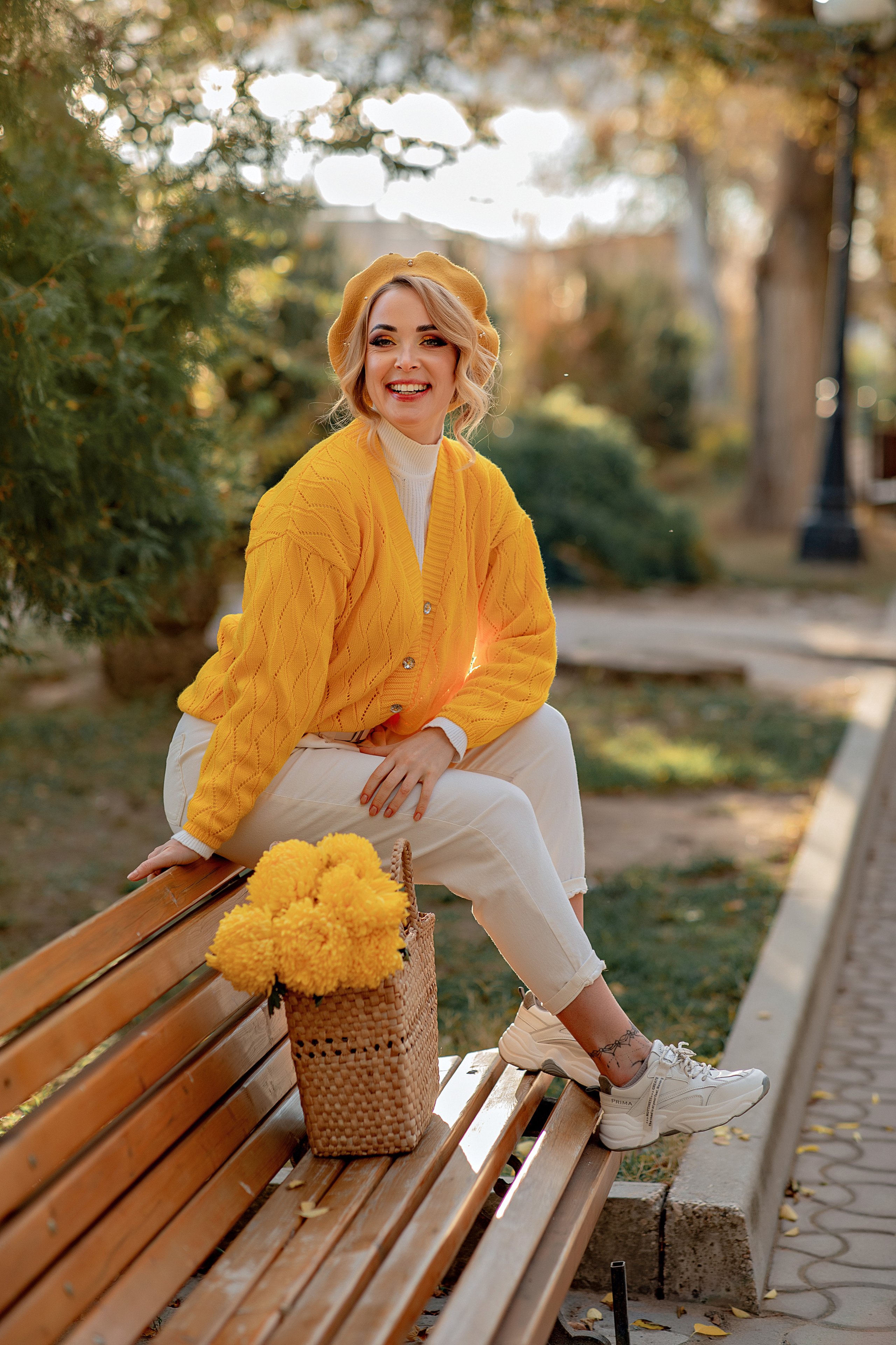 Фотосессия " Прогулка ". Фотограф-стилист Крым Прокат одежды в Крыму. Фотосессии в Крыму