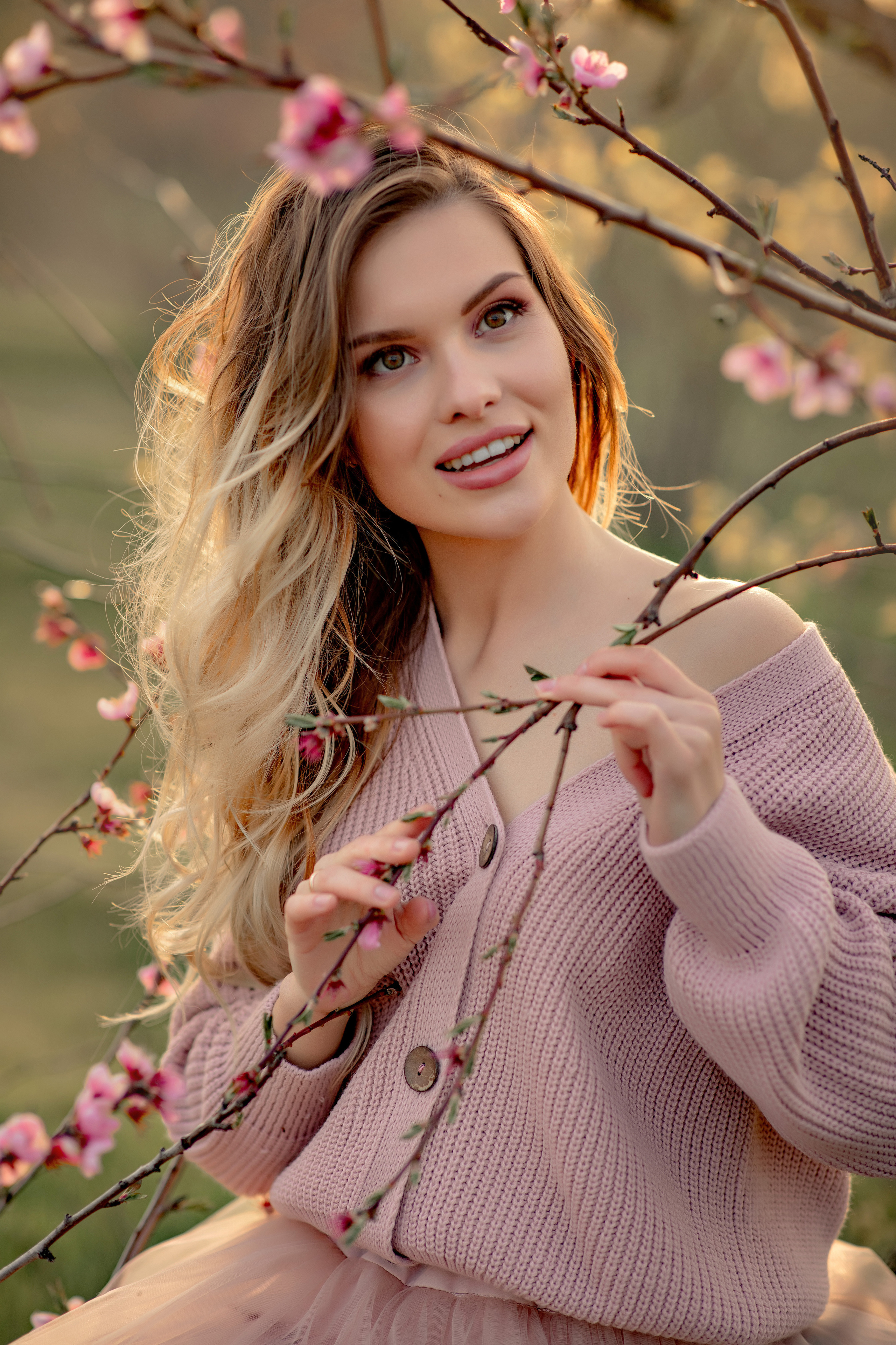 В цветении. Фотограф-стилист Крым Прокат одежды в Крыму. Фотосессии в Крыму