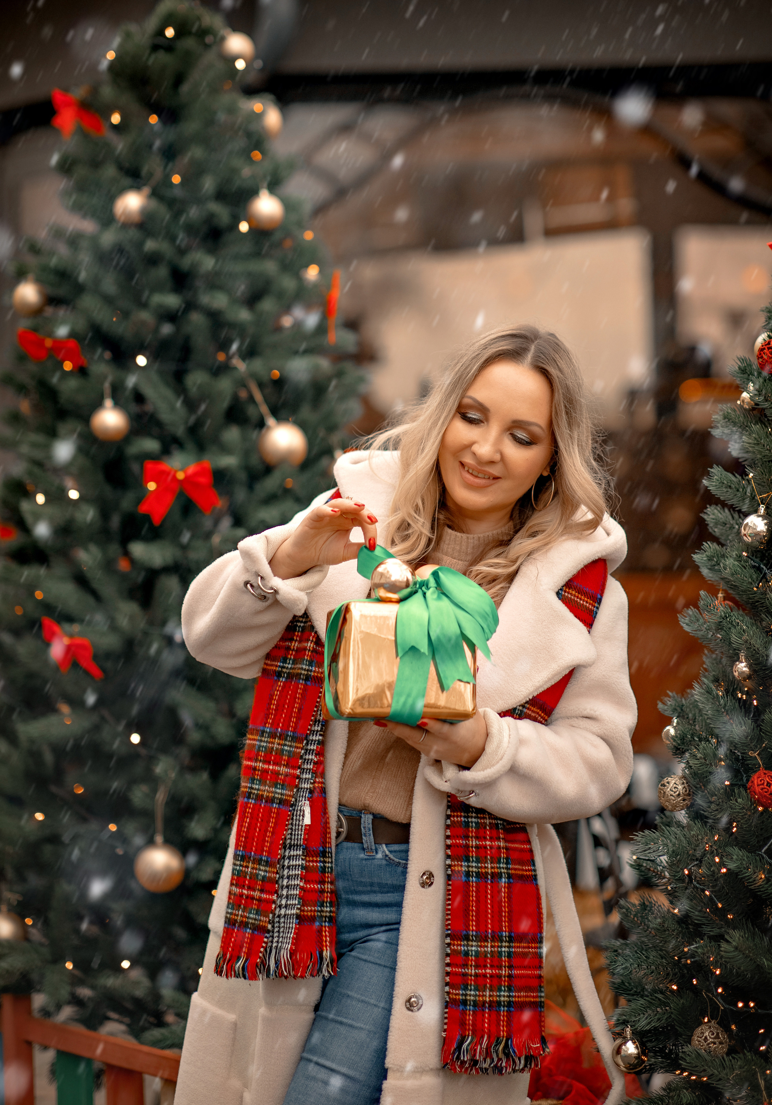 Новогодние. Фотограф-стилист Крым Прокат одежды в Крыму. Фотосессии в Крыму