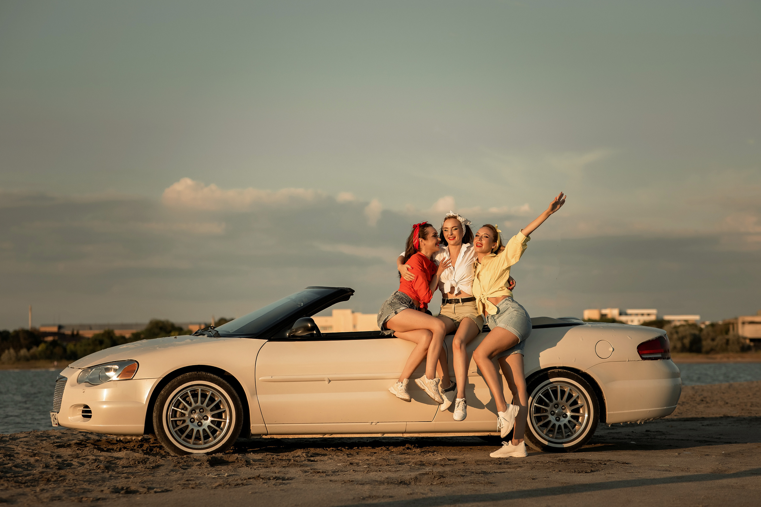 Фотосессия тематическая с идеей. Фотограф-стилист Крым Прокат одежды в Крыму. Фотосессии в Крыму