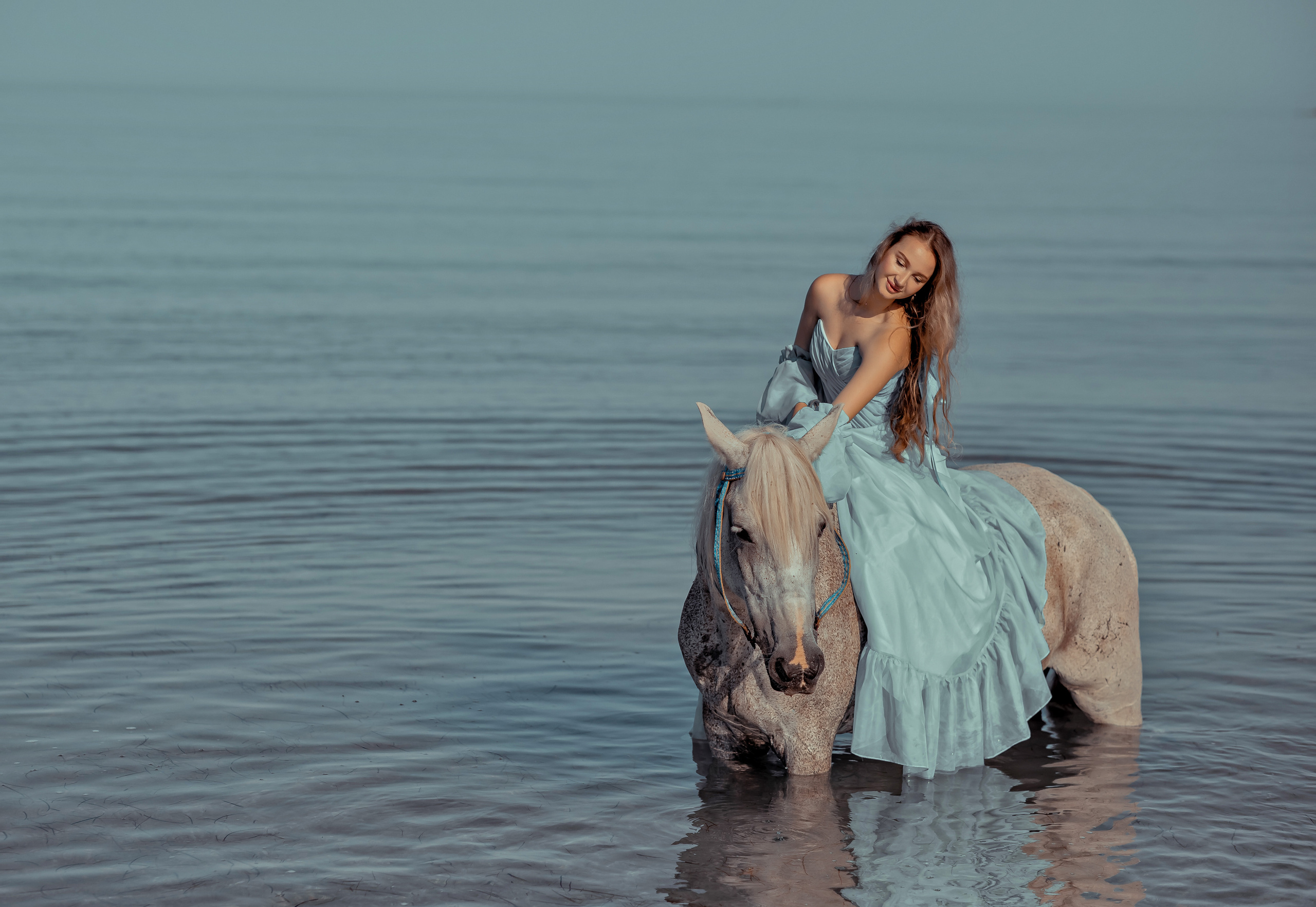 Фотосессия с лошадью. Фотограф-стилист Крым Прокат одежды в Крыму. Фотосессии в Крыму