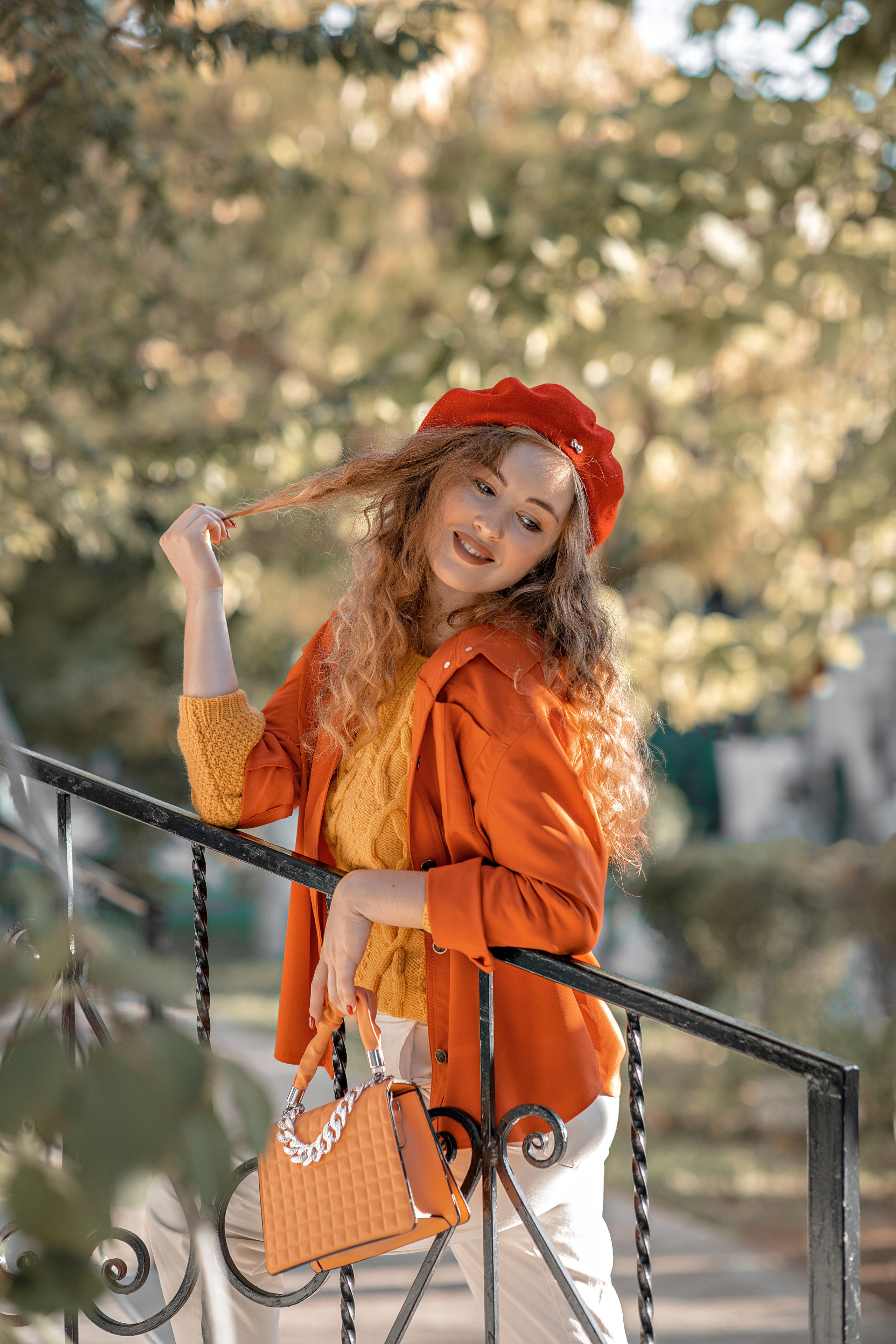 Фотосессия " Прогулка ". Фотограф-стилист Крым Прокат одежды в Крыму. Фотосессии в Крыму