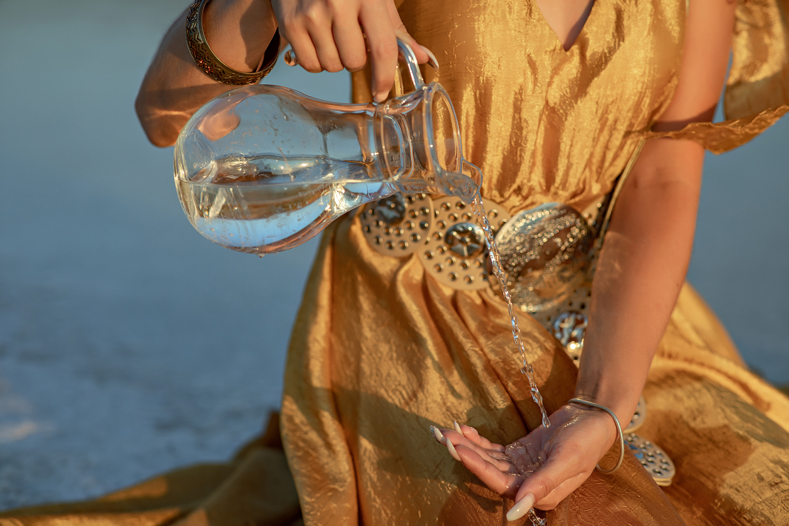 Фотосессия тематическая с идеей. Фотограф-стилист Крым Прокат одежды в Крыму. Фотосессии в Крыму