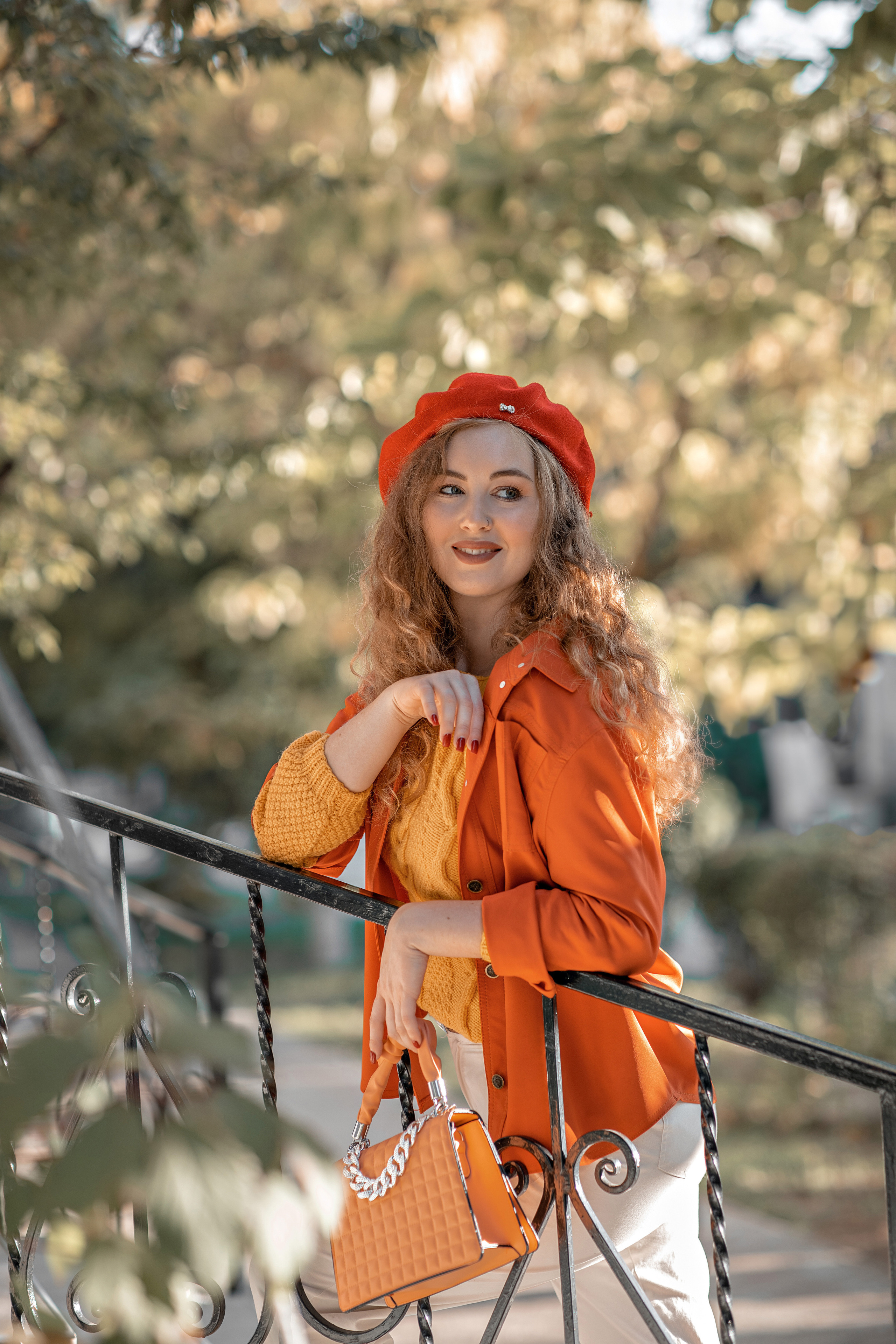 Фотосессия " Прогулка ". Фотограф-стилист Крым Прокат одежды в Крыму. Фотосессии в Крыму