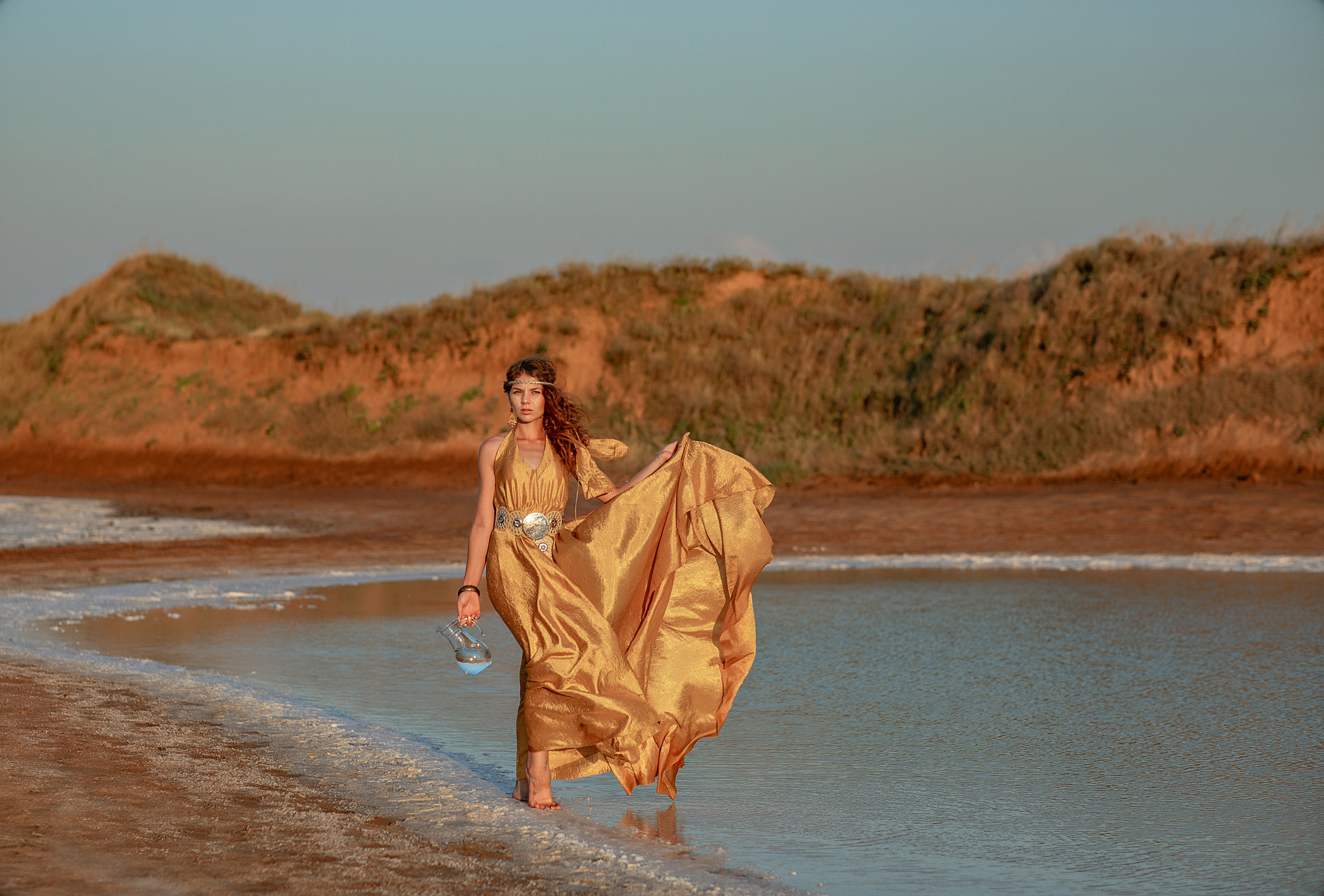 Фотосессия тематическая с идеей. Фотограф-стилист Крым Прокат одежды в Крыму. Фотосессии в Крыму