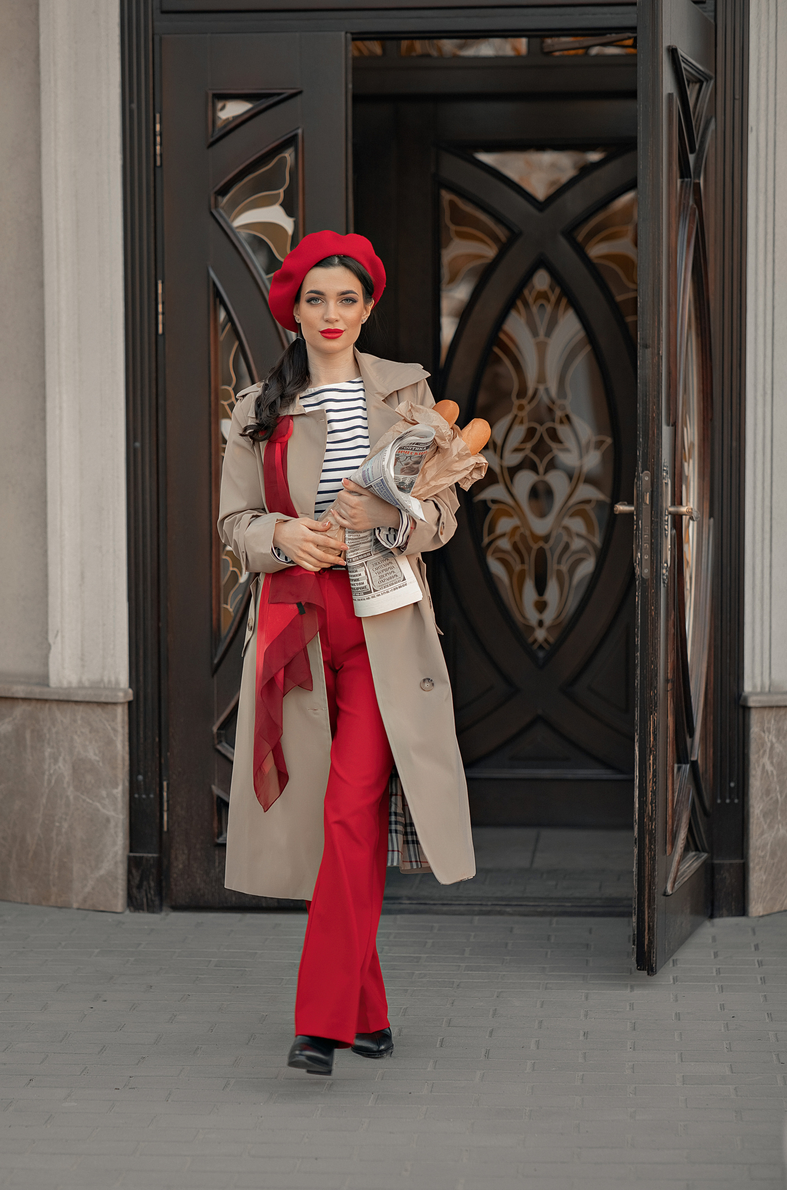 Фотосессия " Прогулка ". Фотограф-стилист Крым Прокат одежды в Крыму. Фотосессии в Крыму