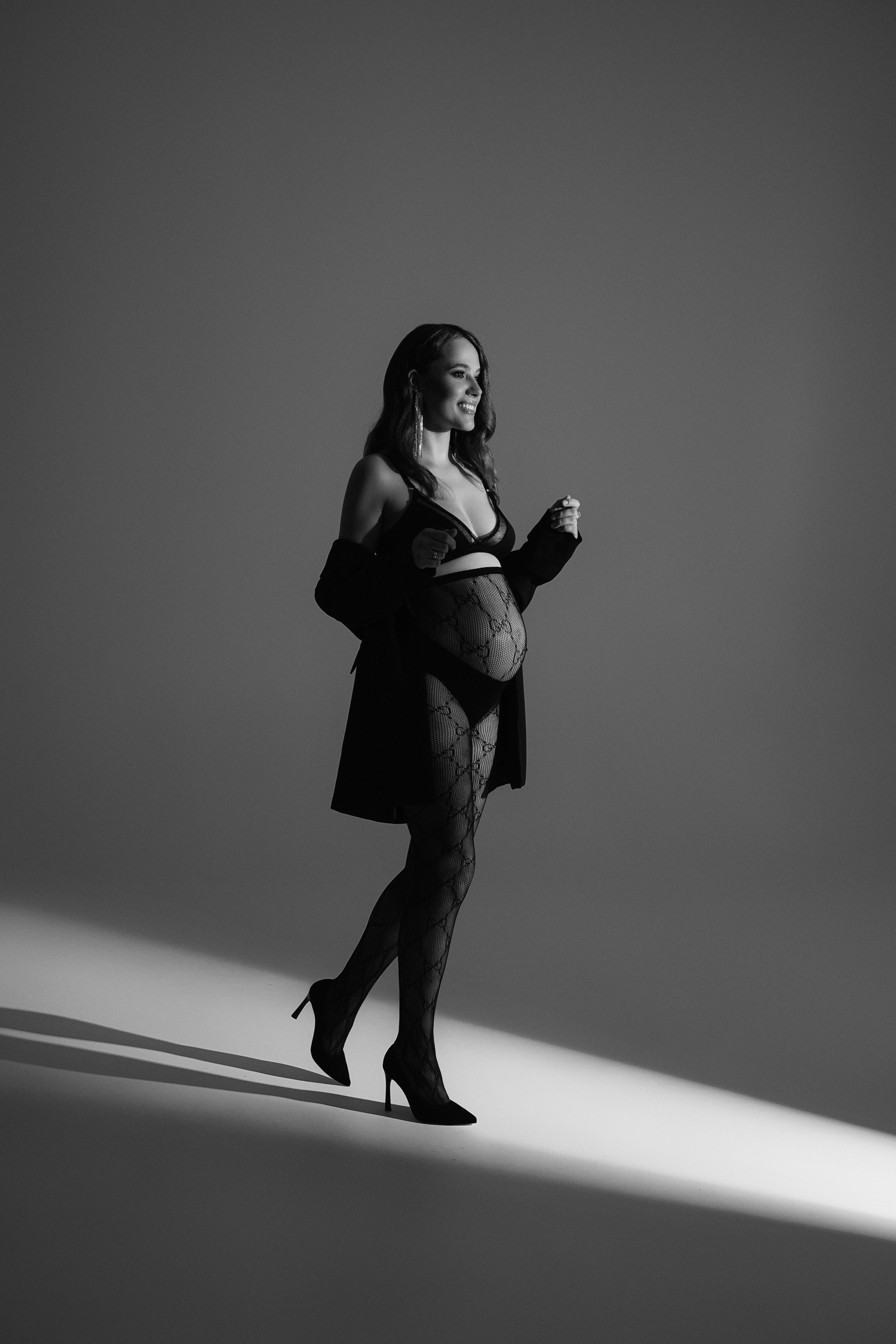 Беременность. Юлия Амели — фотограф беременности и материнства во Владивостоке