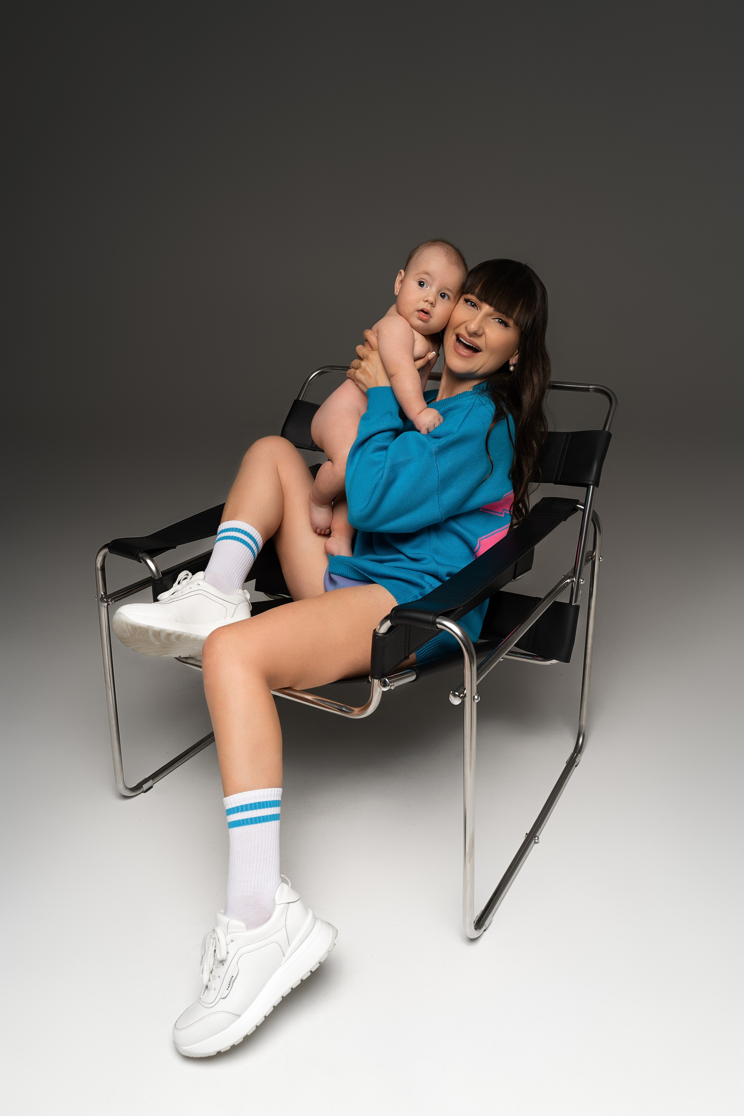 Материнство, семейная съёмка. Юлия Амели — фотограф беременности и материнства во Владивостоке