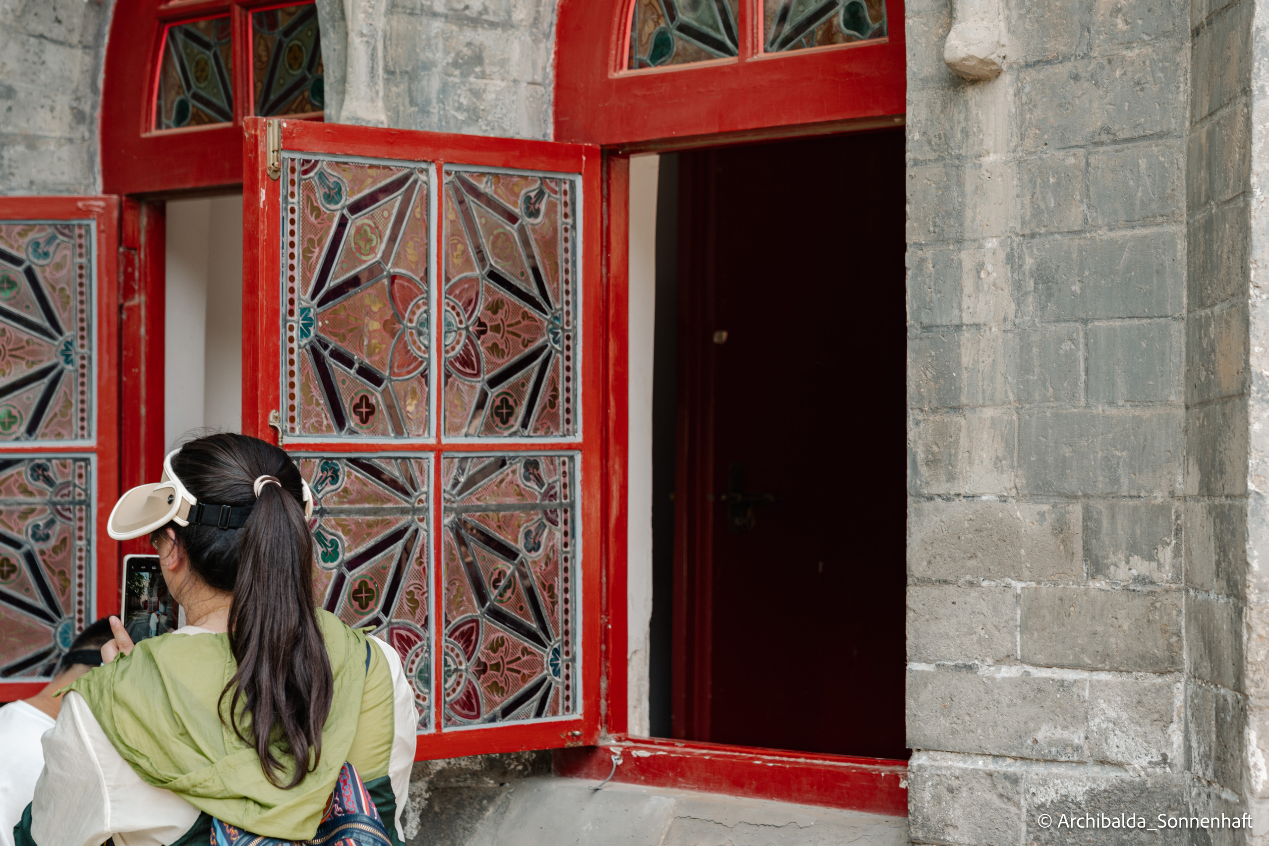 北京（Beijing), 2023.05.02. Photographer in Guangzhou, China. Archibald Sonnenhaft