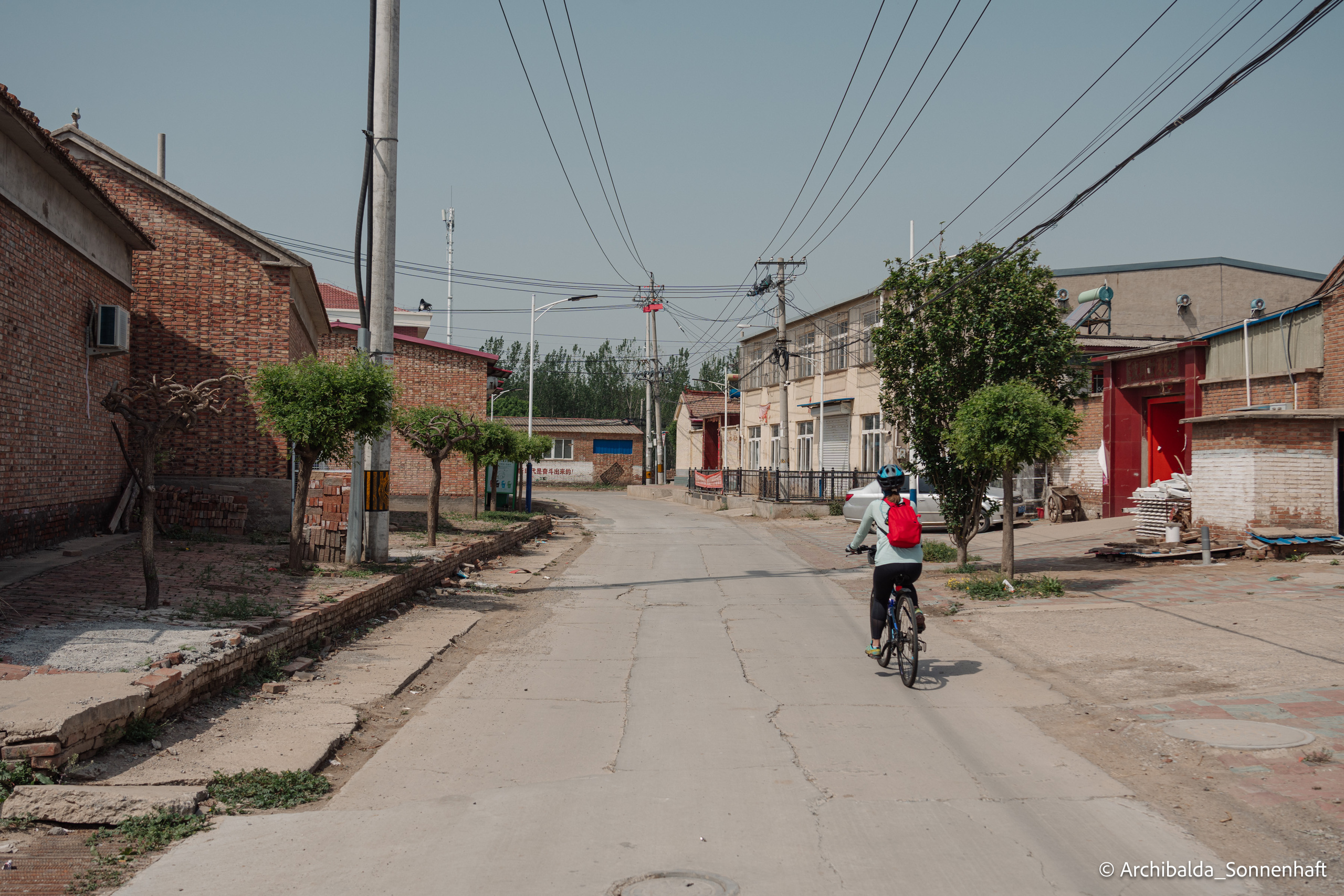 北京（Beijing), 2023.05.02. Photographer in Guangzhou, China. Archibald Sonnenhaft