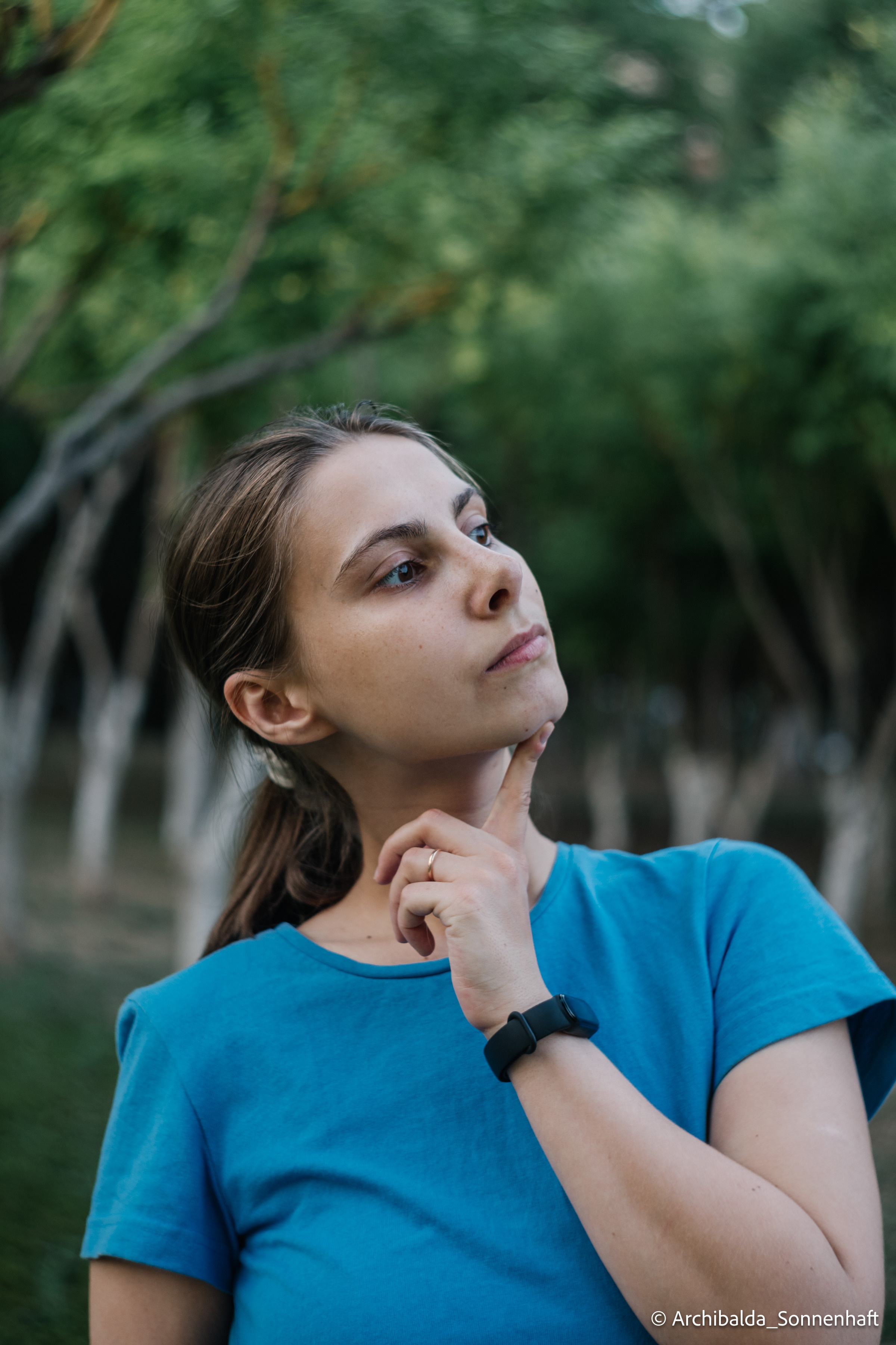 Walk of the First day of Summer. Photographer in Guangzhou, China. Archibald Sonnenhaft