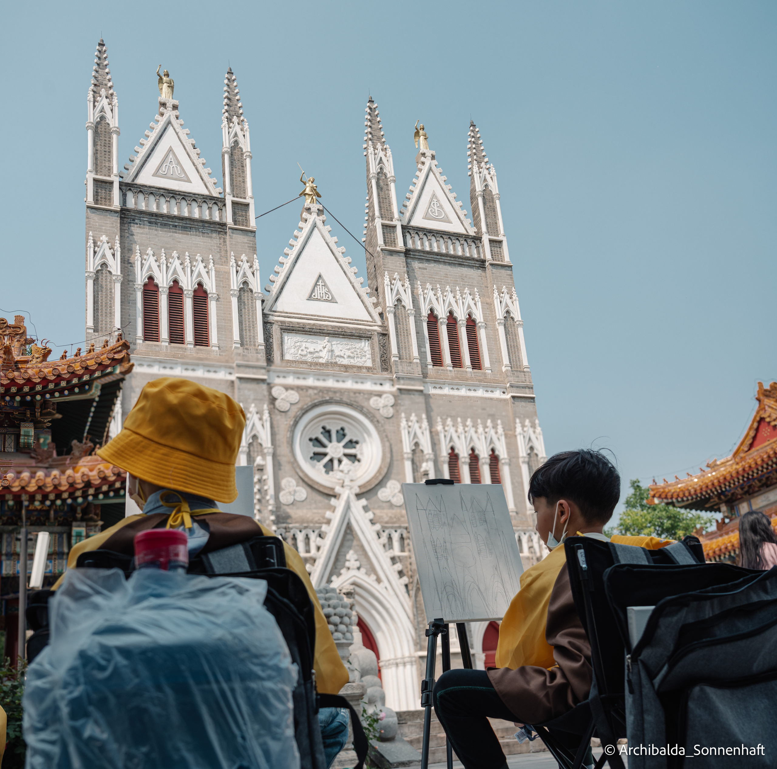 Tianjin-Beijin. Photographer in Guangzhou, China. Archibald Sonnenhaft