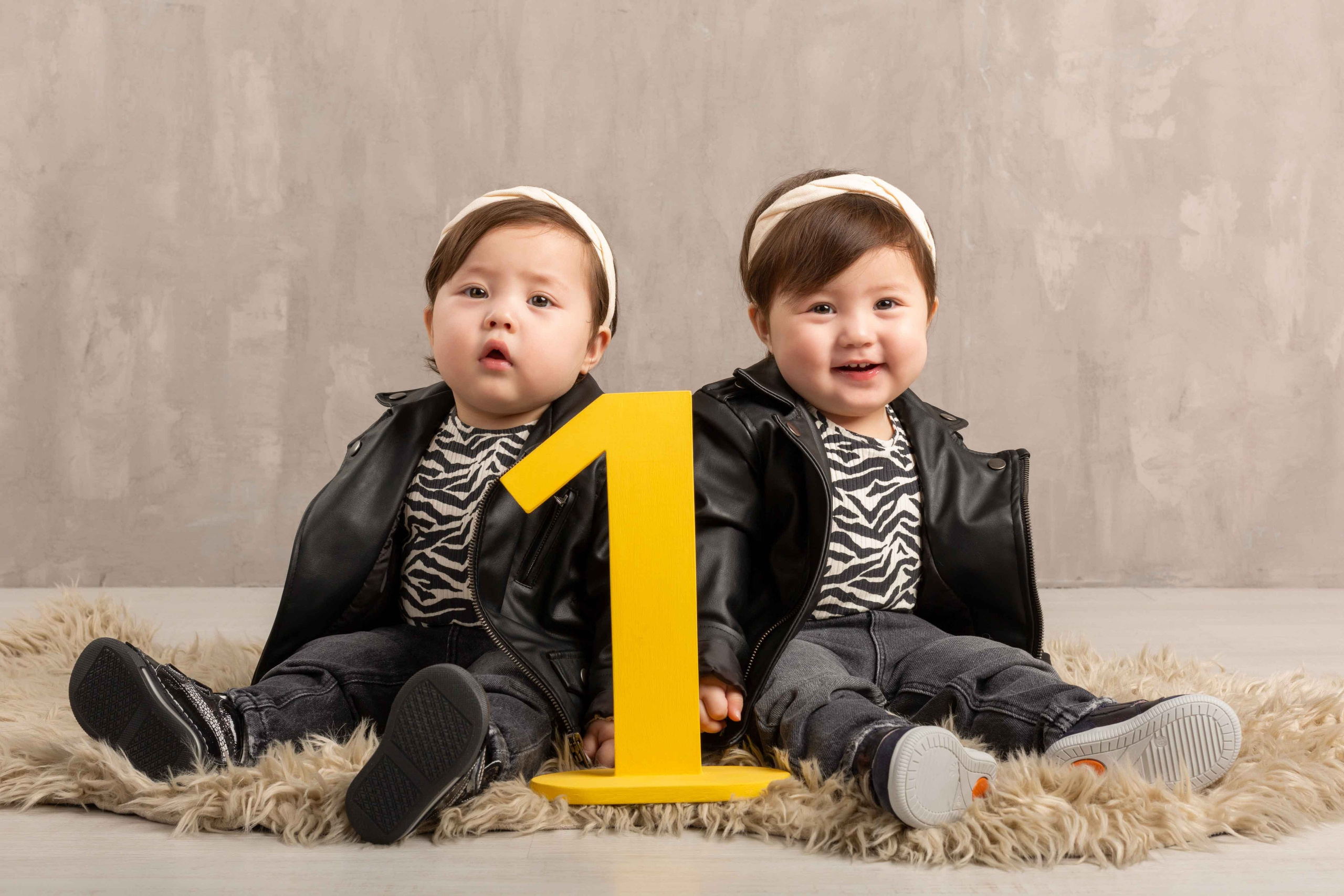 Фотосессия на один годик. Фотостудия Алматы. Семейная и детская фотостудия Family studio.Фотограф Алматы