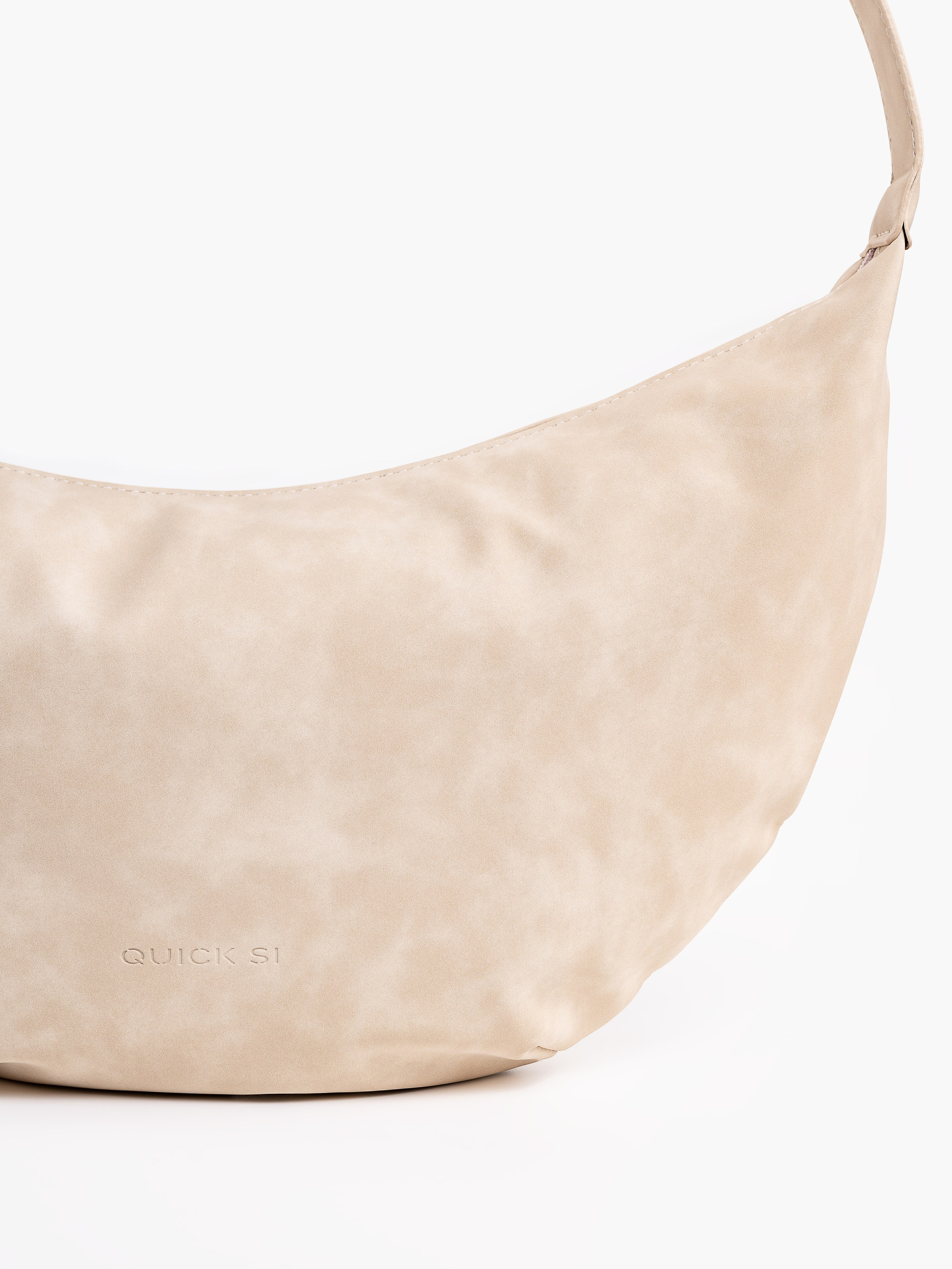 Q Сумки хобо серия 1. Предметный фотограф, фото для маркетплейсов Пятигорск, КМВ