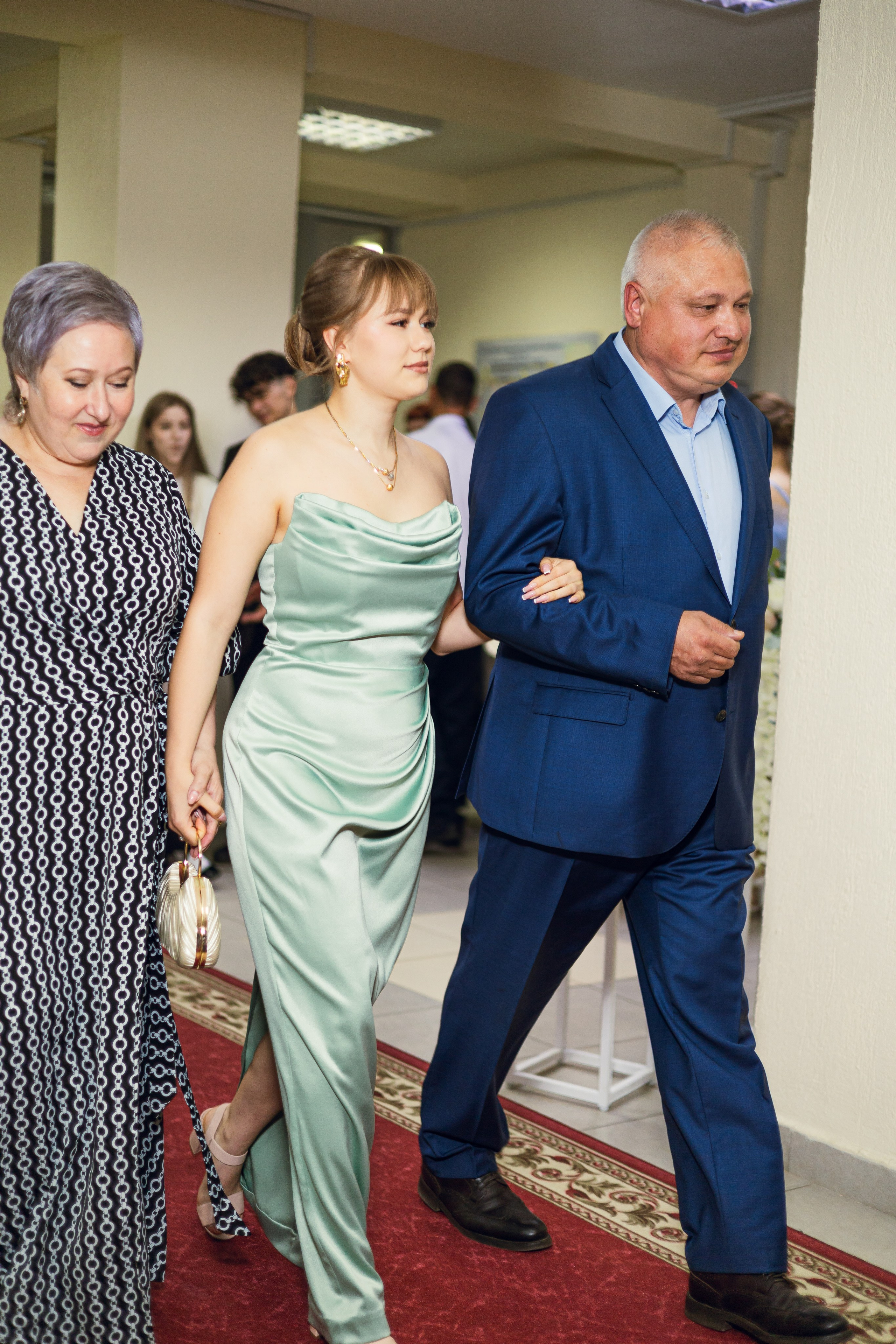 3 школа. Фотограф и видеограф в Бугульме Аня Трутнева