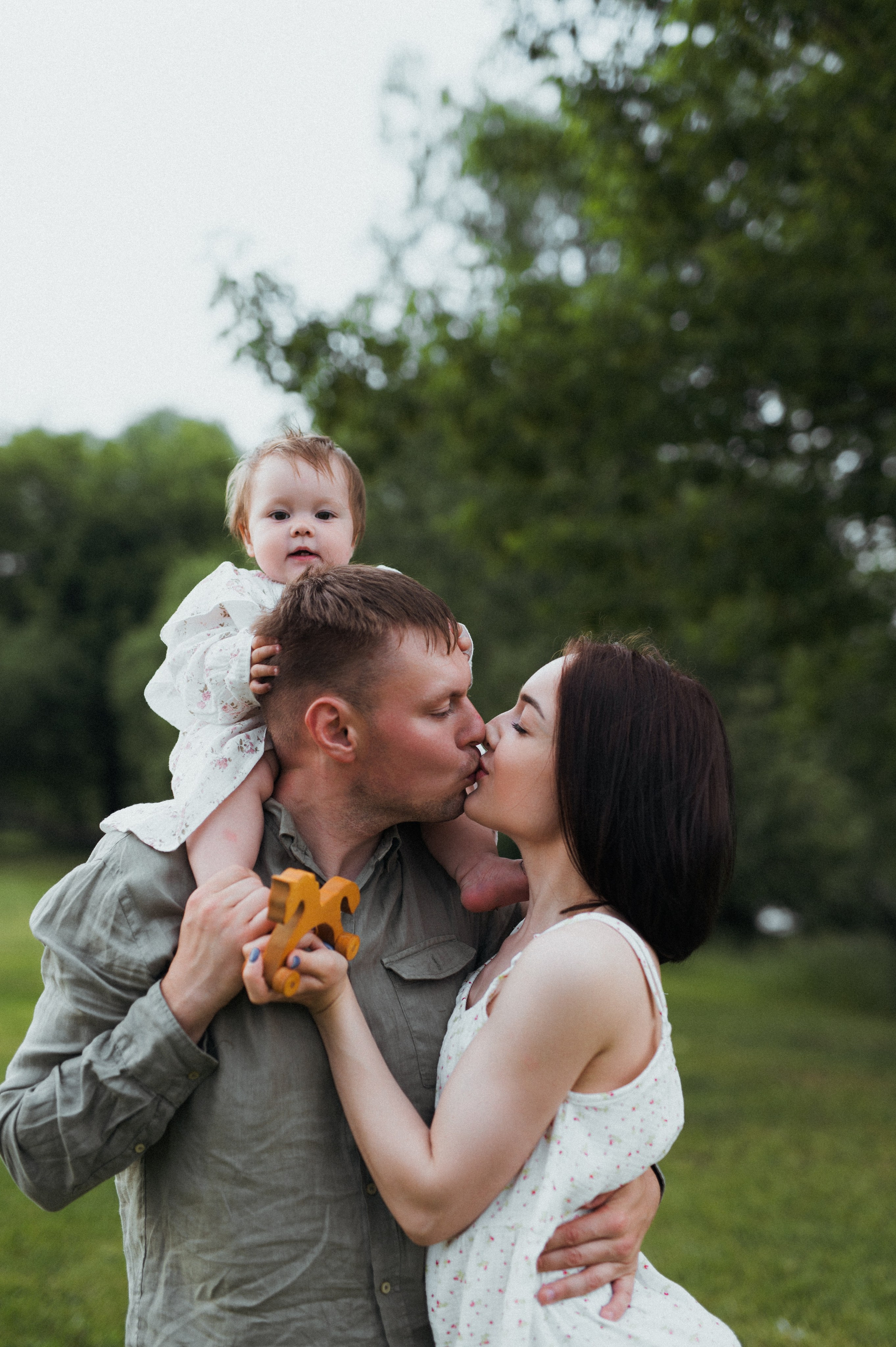 Детская фотосессия на годик. НЬЮБОРН ФОТОСЕССИИ, БЕРЕМЕННОСТЬ, ПОРТРЕТНЫЕ СЕМЕЙНЫЕ ФОТОСЕССИИ  Ногинск Москва ОЛЬГА ВОГЕЛЬ