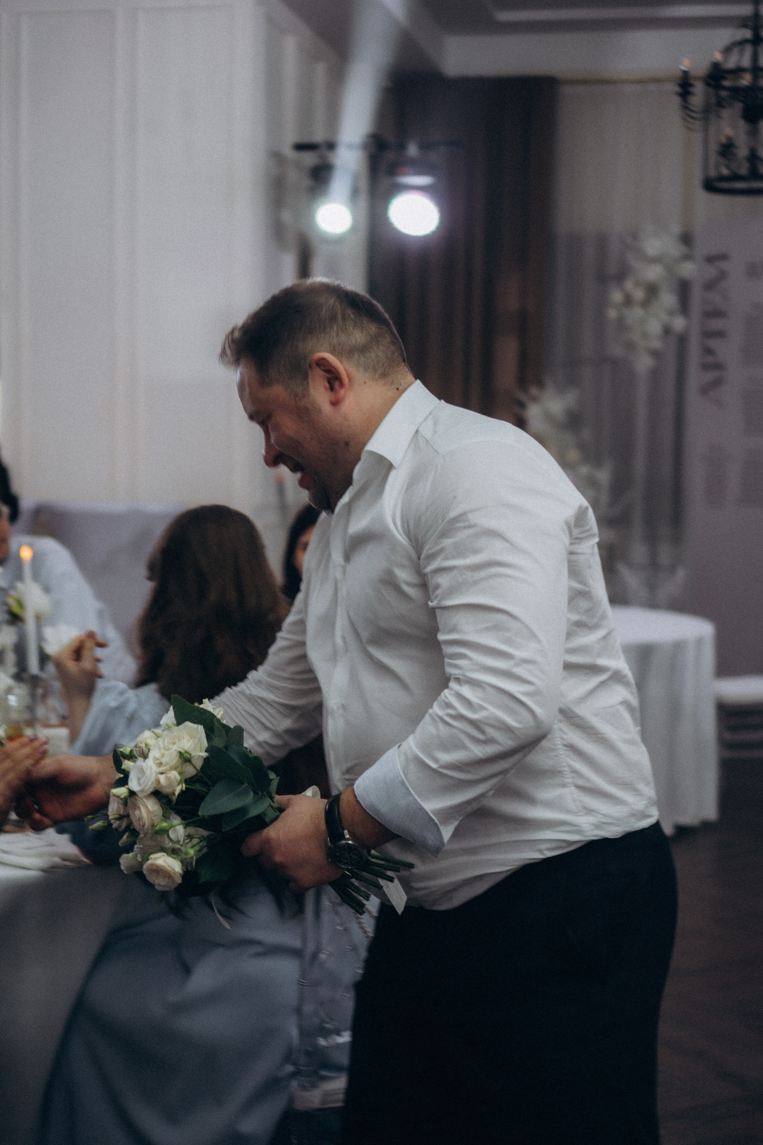 СВАДЕБНАЯ СЬЕМКА СБОРОВ В ОТЕЛЕ И ВЫЕЗД НА ЦЕРЕМОНИЮ (СНЯТО В СИБИРЕ В НИЖНЕВАРТОВСКЕ). Профессиональный фотограф, Санкт-Петербург — Виктория Богомолова