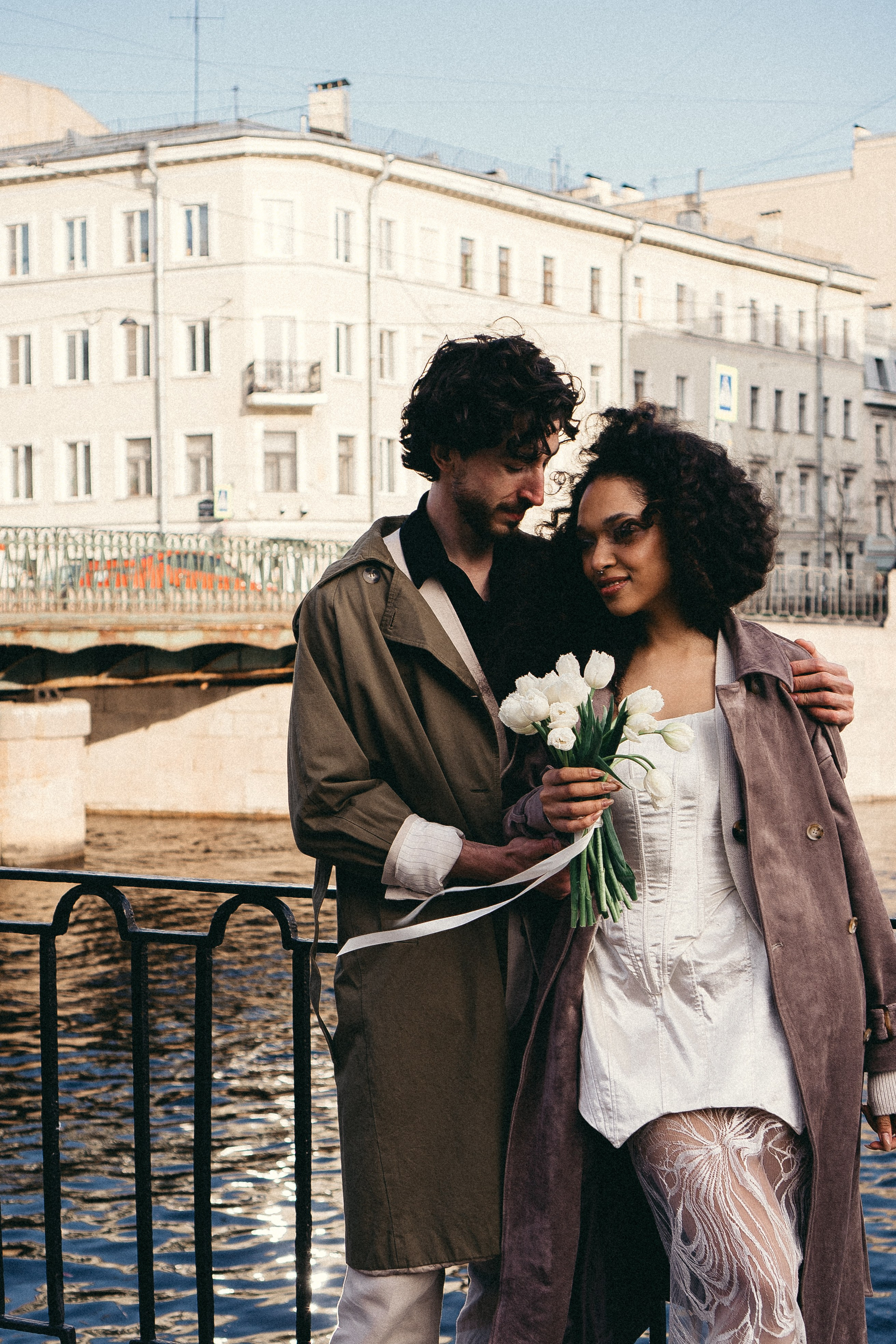 СВАДЕБНАЯ ПРОГУЛКА ПО ПЕТРОГРАДКЕ ВЕСНОЙ. СВАДЕБНАЯ ФОТОСЕССИИЯ НА ПЕТРОГРАДКЕ. Профессиональный фотограф, Санкт-Петербург — Виктория Богомолова