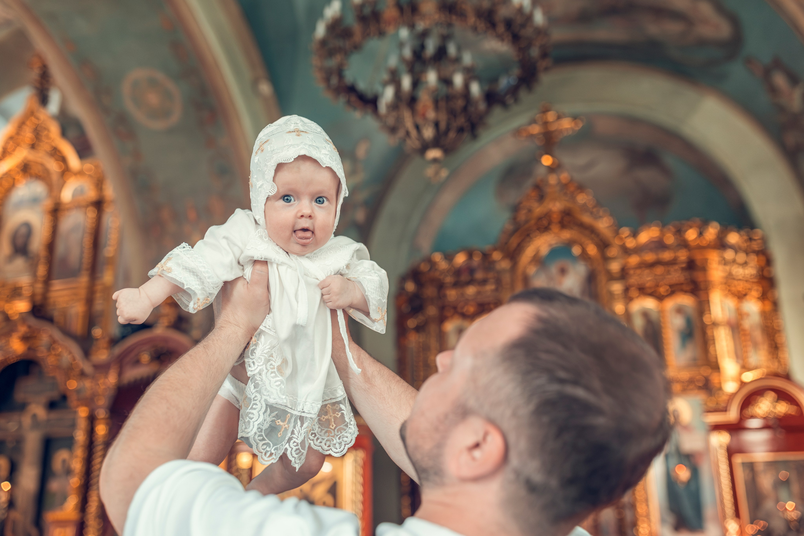 Храм во имя Всемилостивейшего Спаса. Екатерина Крапивина фотограф церковных Таинств в Нижний Новгороде
