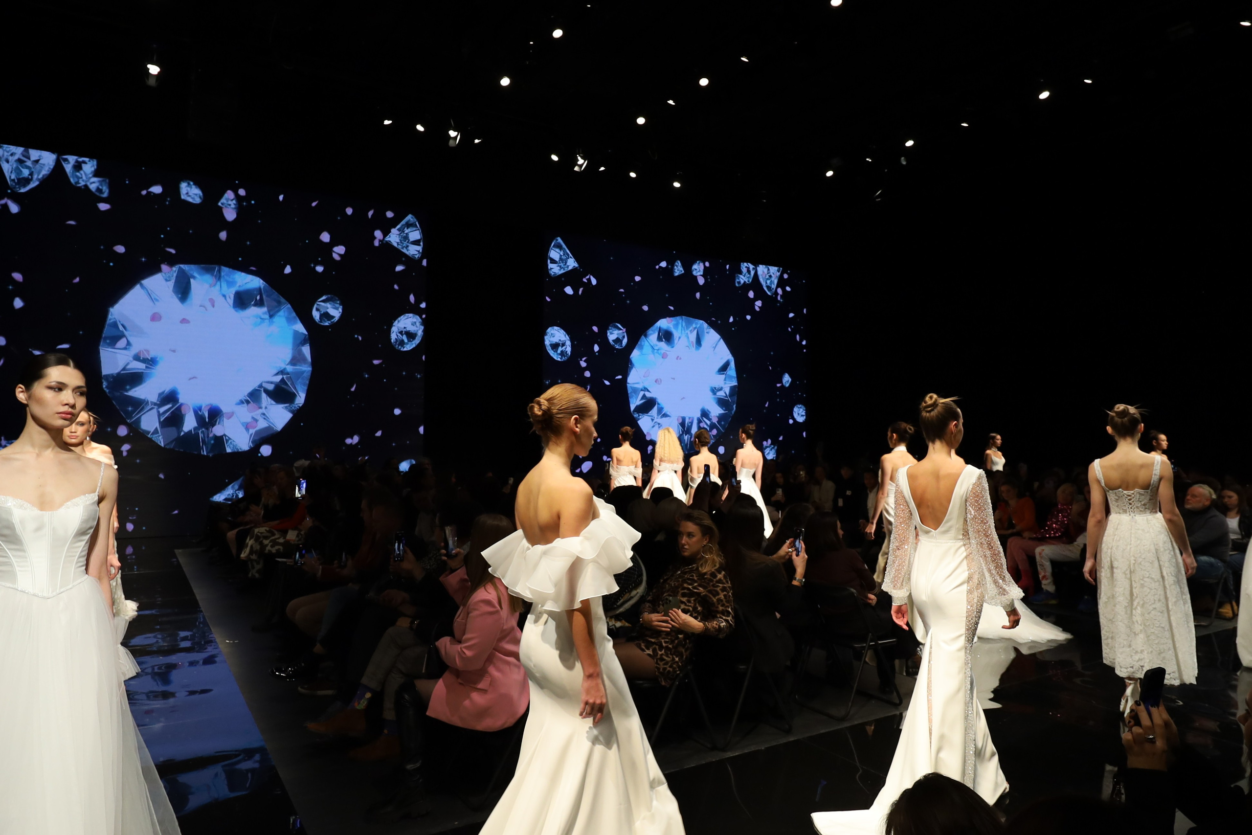 Fashion Week. Photographer in Tbilisi Saint-Petersburg Worldwide — Elena Golubeva