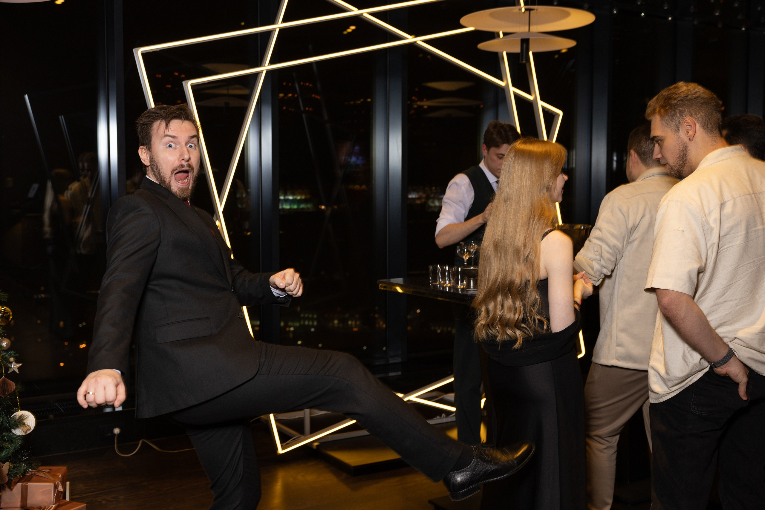 Фотосъёмка корпоратива в ресторане BarDot | Минск — Алексей Баталов