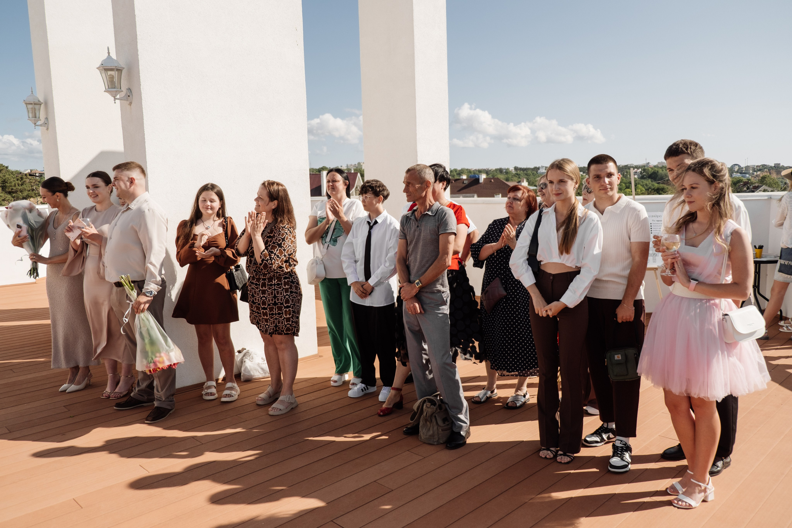 Свадебный ретопртаж. Профессиональная фотосъемка в Крыму. Натуральные эмоции и живые кадры. Забронируйте дату прямо сейчас!