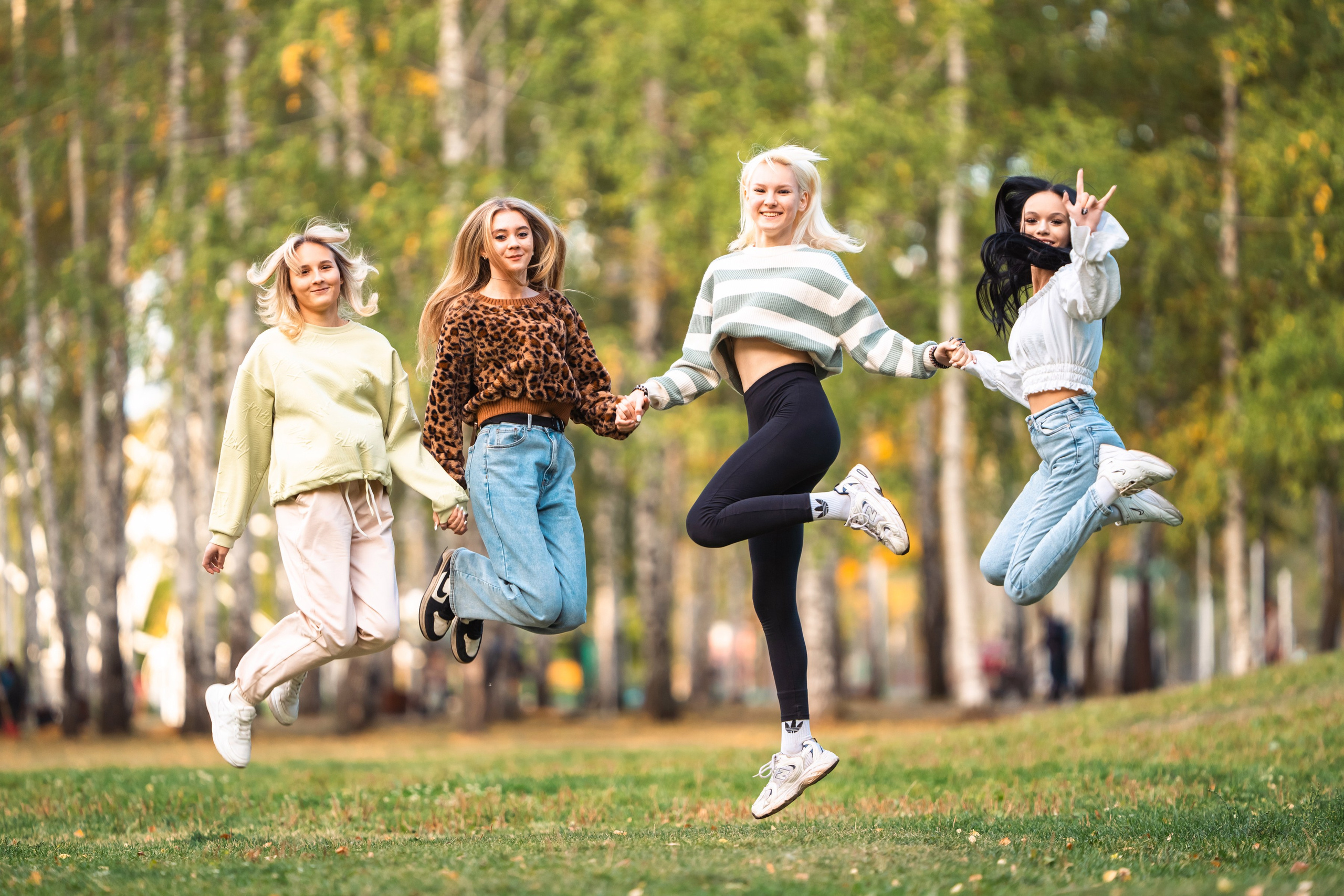 Выпускная фотосессия на природе. Выпускные альбомы Нижнекамск Набережные Челны Фотостудия Небо