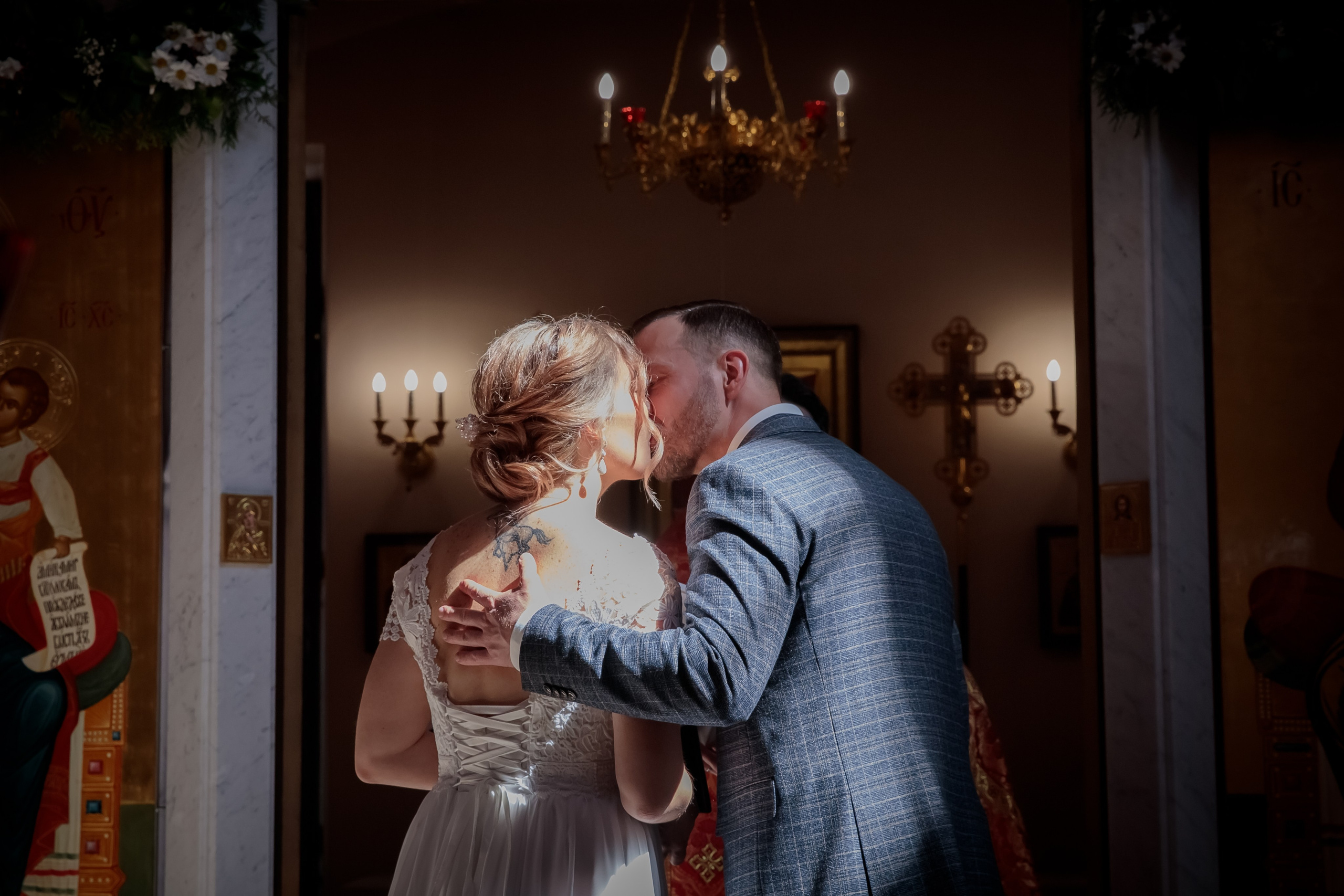 Фотограф на венчание. ФОТОГРАФ РАДОСТИ Фотосессия в студии СПб. Портретный фотограф — Юрий Торлопов