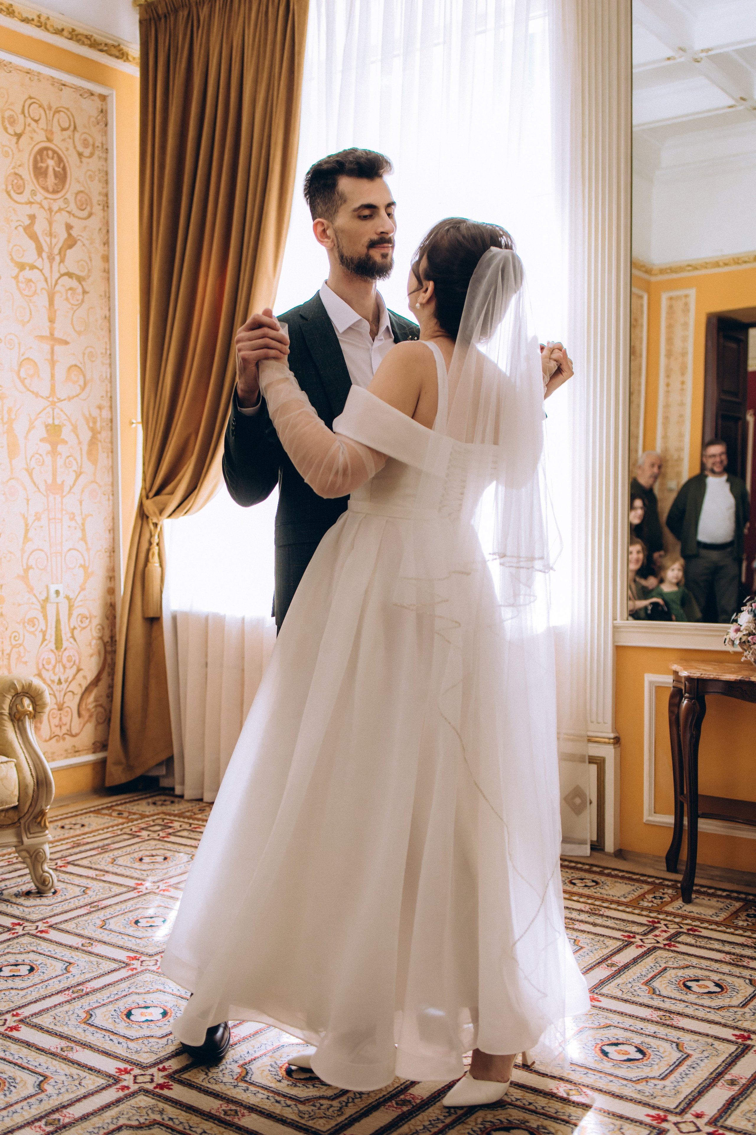 Свадебная фотосессия ЗАГС № 1 Москва. Семейный фотограф в Москве, Щелково, Фрязино _ Виктория Степанова