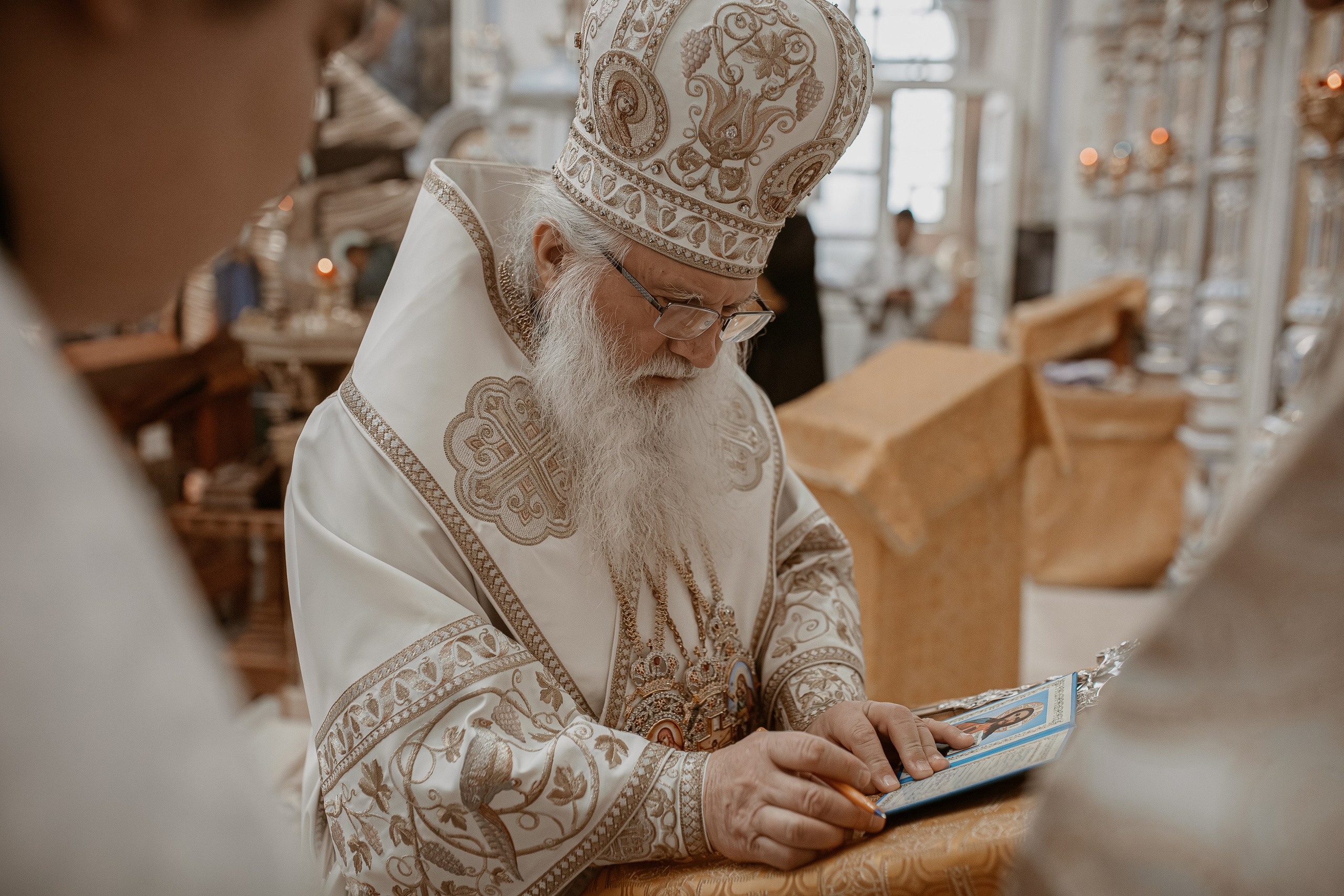 Митрополит Викентий совершил таинство Венчания. Фотограф на Крещение и Венчание в Ташкенте
