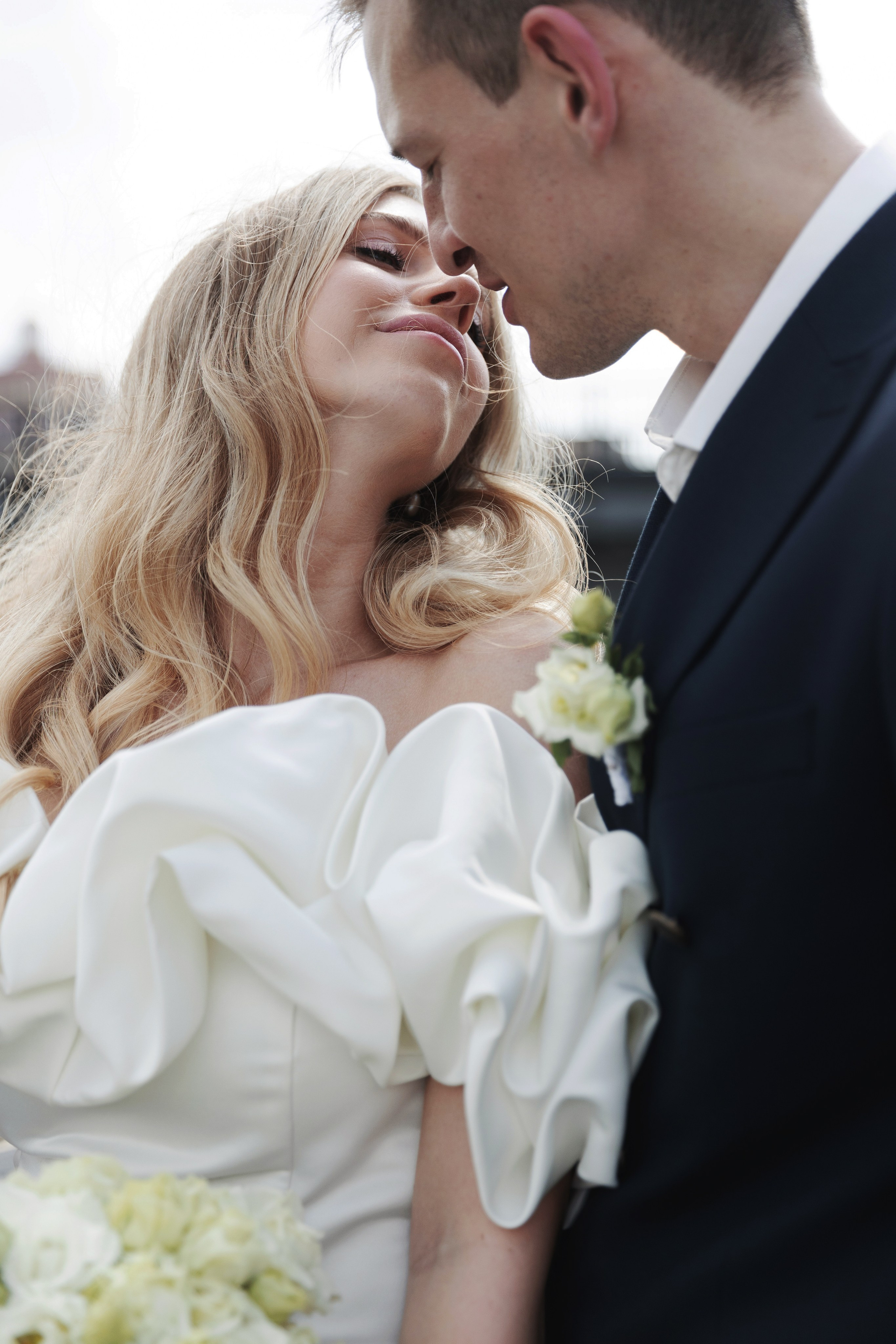 Свадебная фотосессия на Котельнической набережной и в парке Царицыно, Роспись в Шипиловском ЗАГСе. Свадебный фотограф Москва Анастасия Храмова