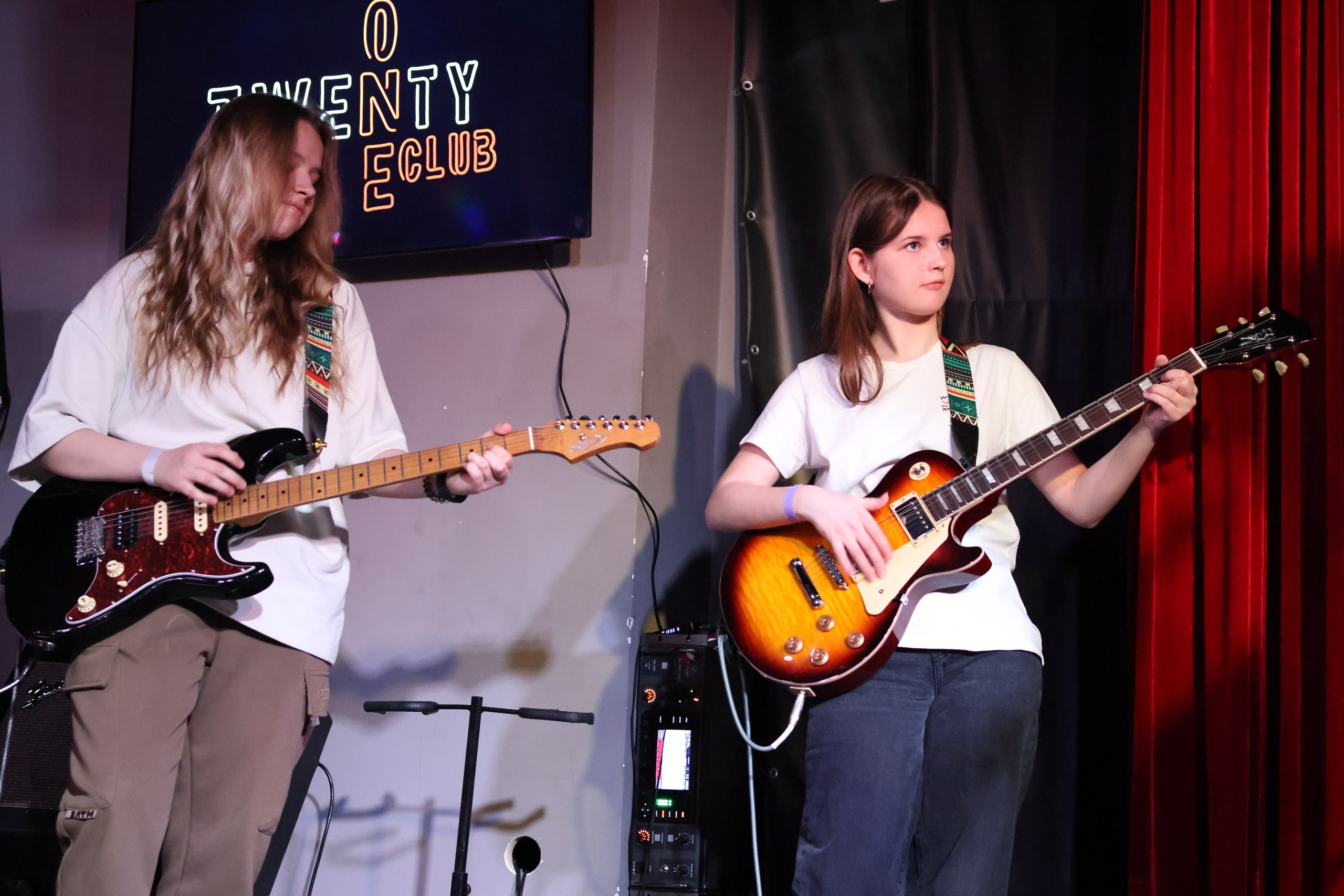 Концерт в клубе Twenty One Club. Спортивный и репортажный фотограф Ермакова Светлана