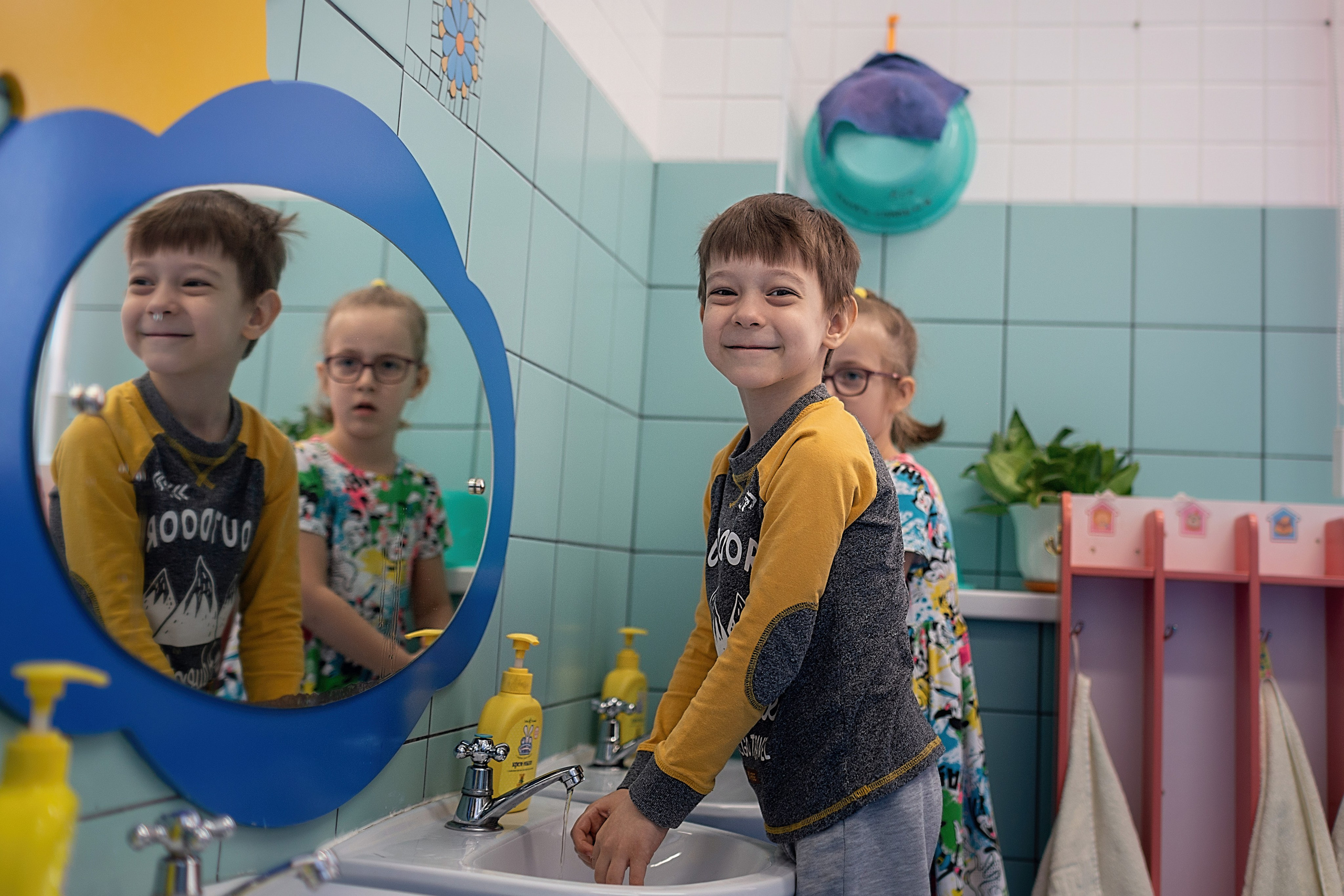 День в саду_ноябрь 2024. Семейный фотограф в Санкт-Петербурге