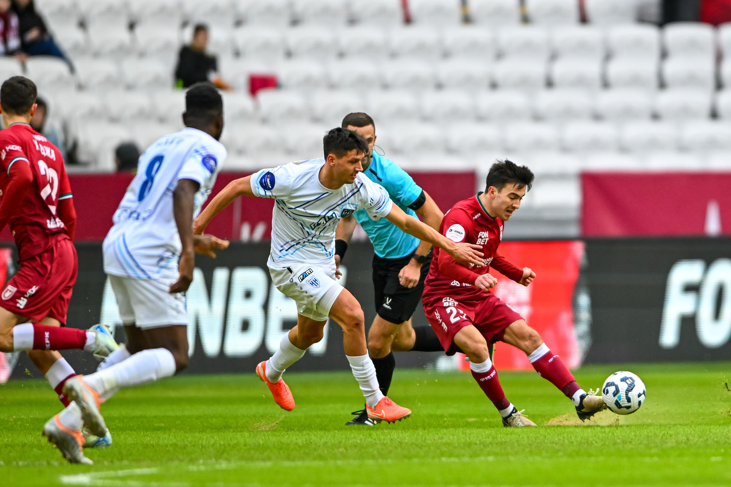 Футбольный фотограф. Спортивный и репортажный фотограф в Казани Вячеслав Сатонин