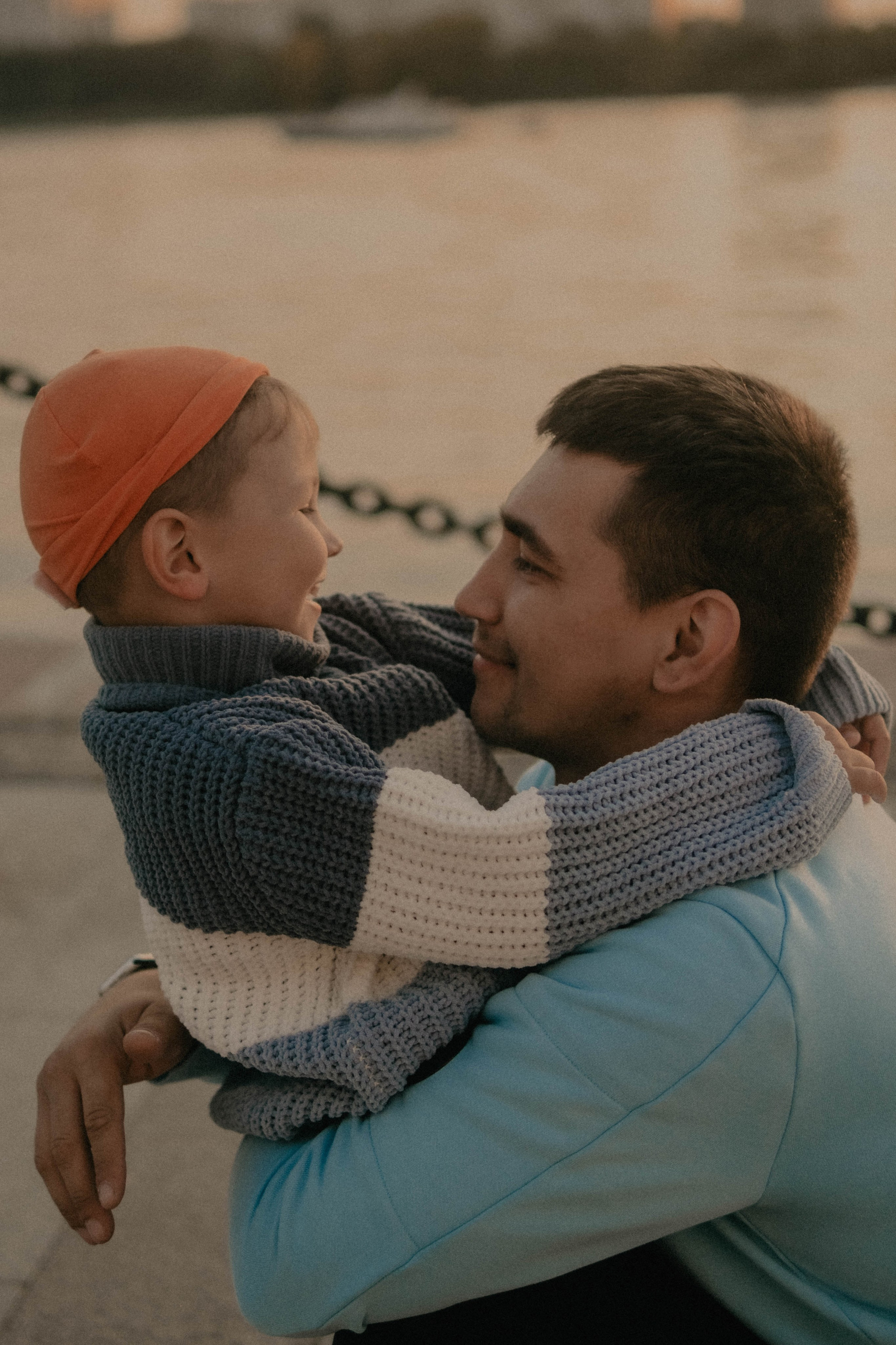 Лида, Ринат и малыш Елисей. Свадебный фотограф Оля Григунова