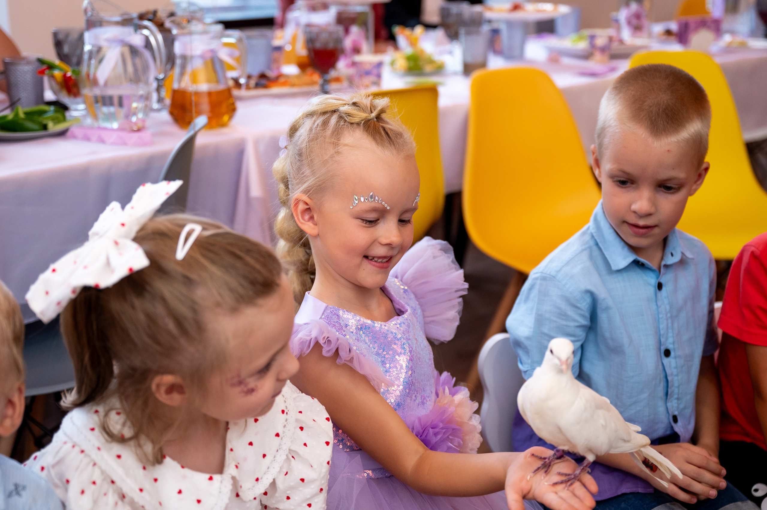 ДР в лофте с фокусником