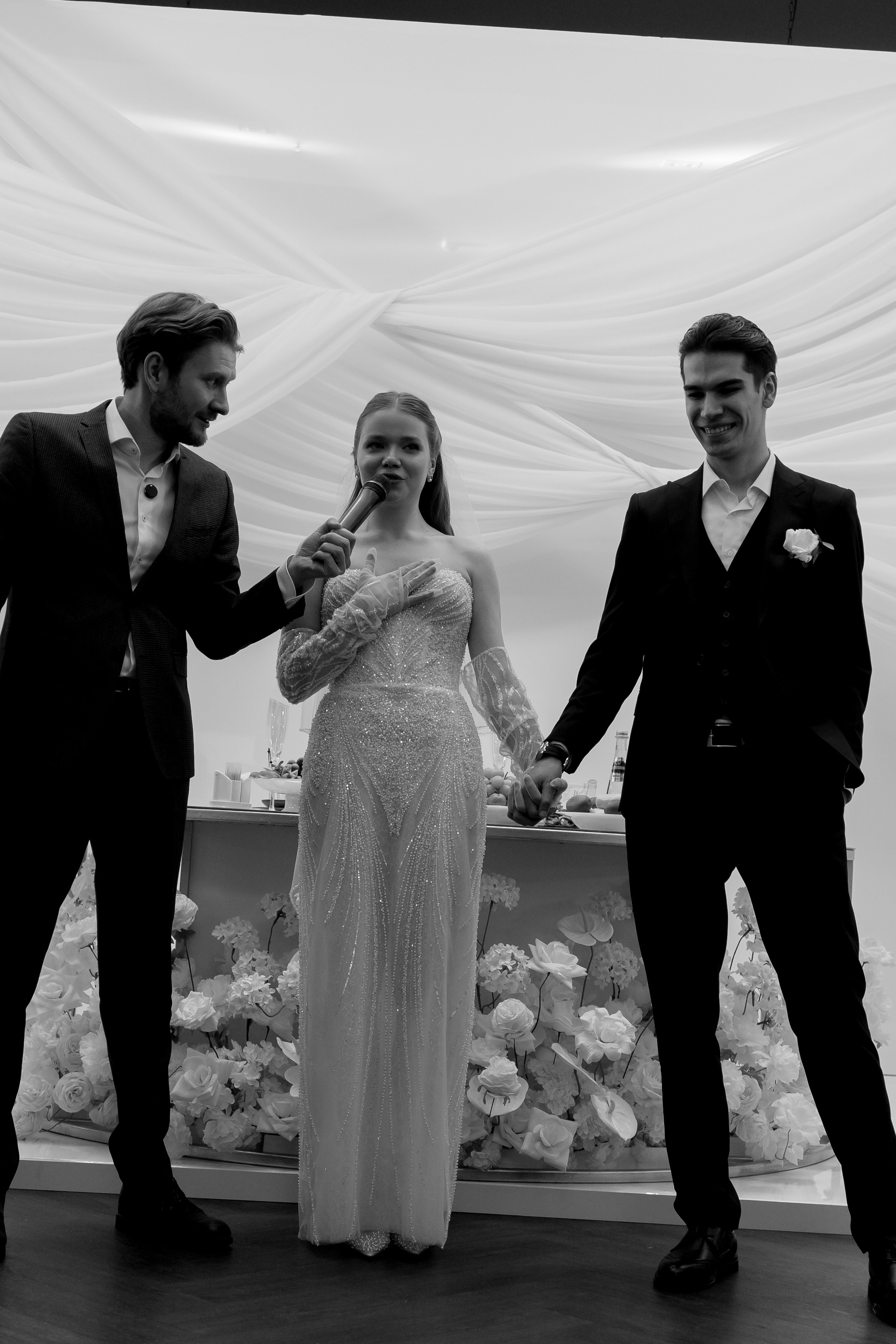 СВАДЕБНАЯ СЬЕМКА СБОРОВ В ОТЕЛЕ И ВЫЕЗД НА ЦЕРЕМОНИЮ (СНЯТО В СИБИРЕ В НИЖНЕВАРТОВСКЕ). Профессиональный фотограф, Санкт-Петербург — Виктория Богомолова