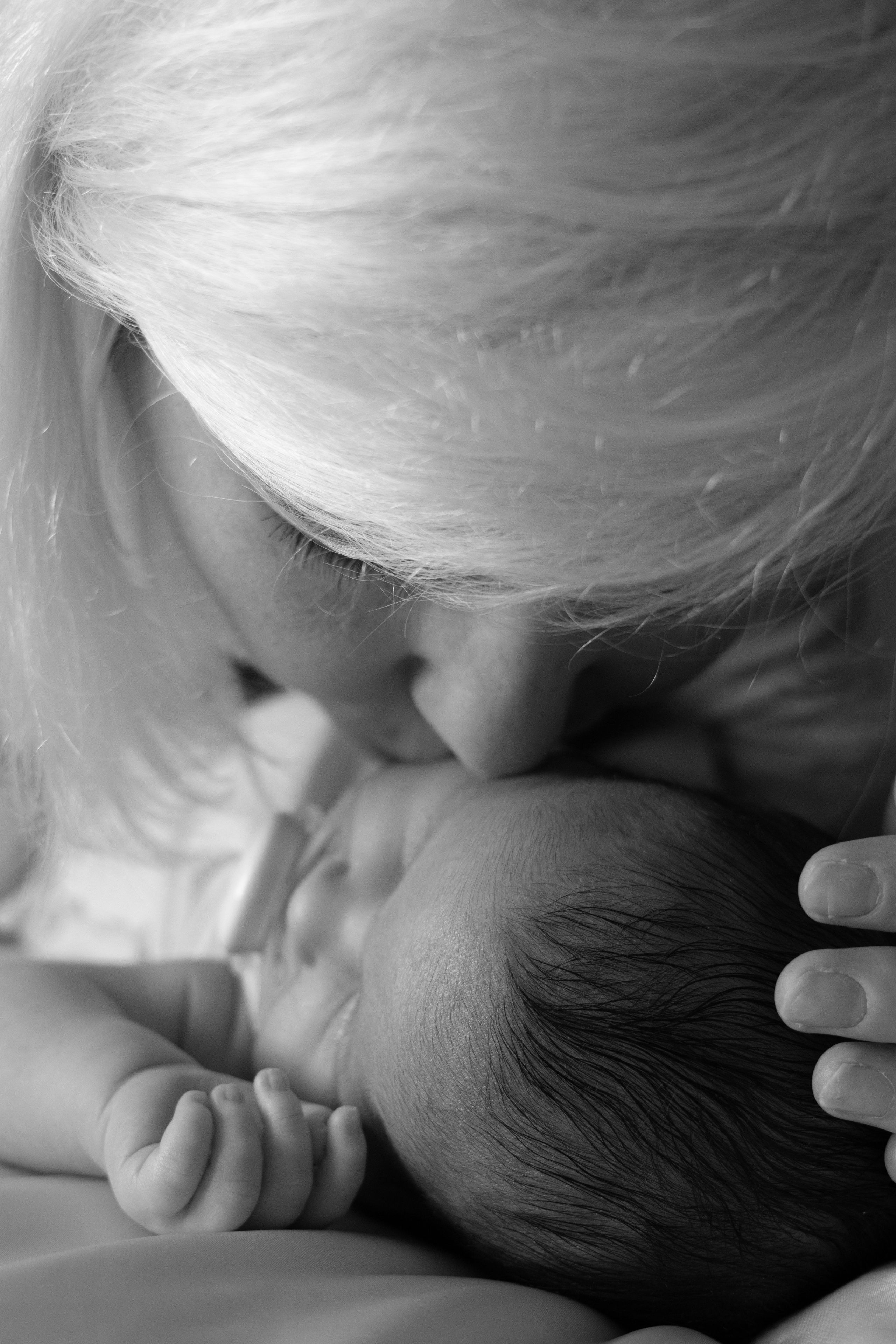 Домашняя фотосессия с новорожденным. Фотограф видеограф Ольга Василевская