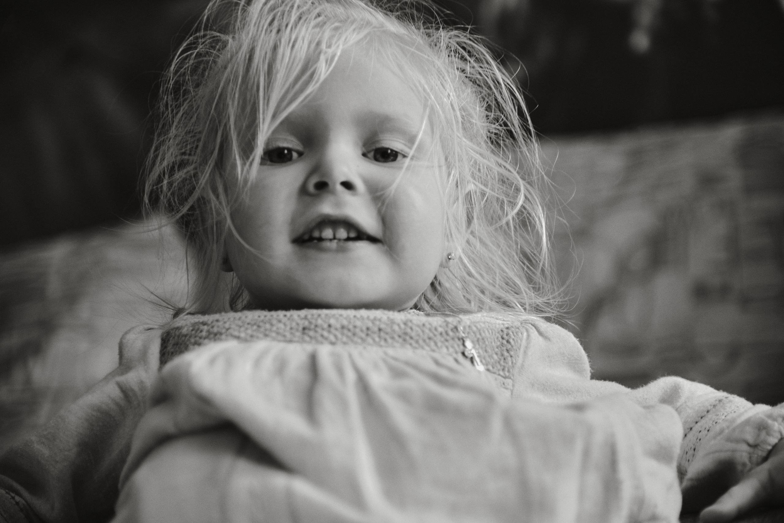 Тёплая домашняя фотосессия с мамой и детьми. Фотограф Алматы Ольга Photodooshy