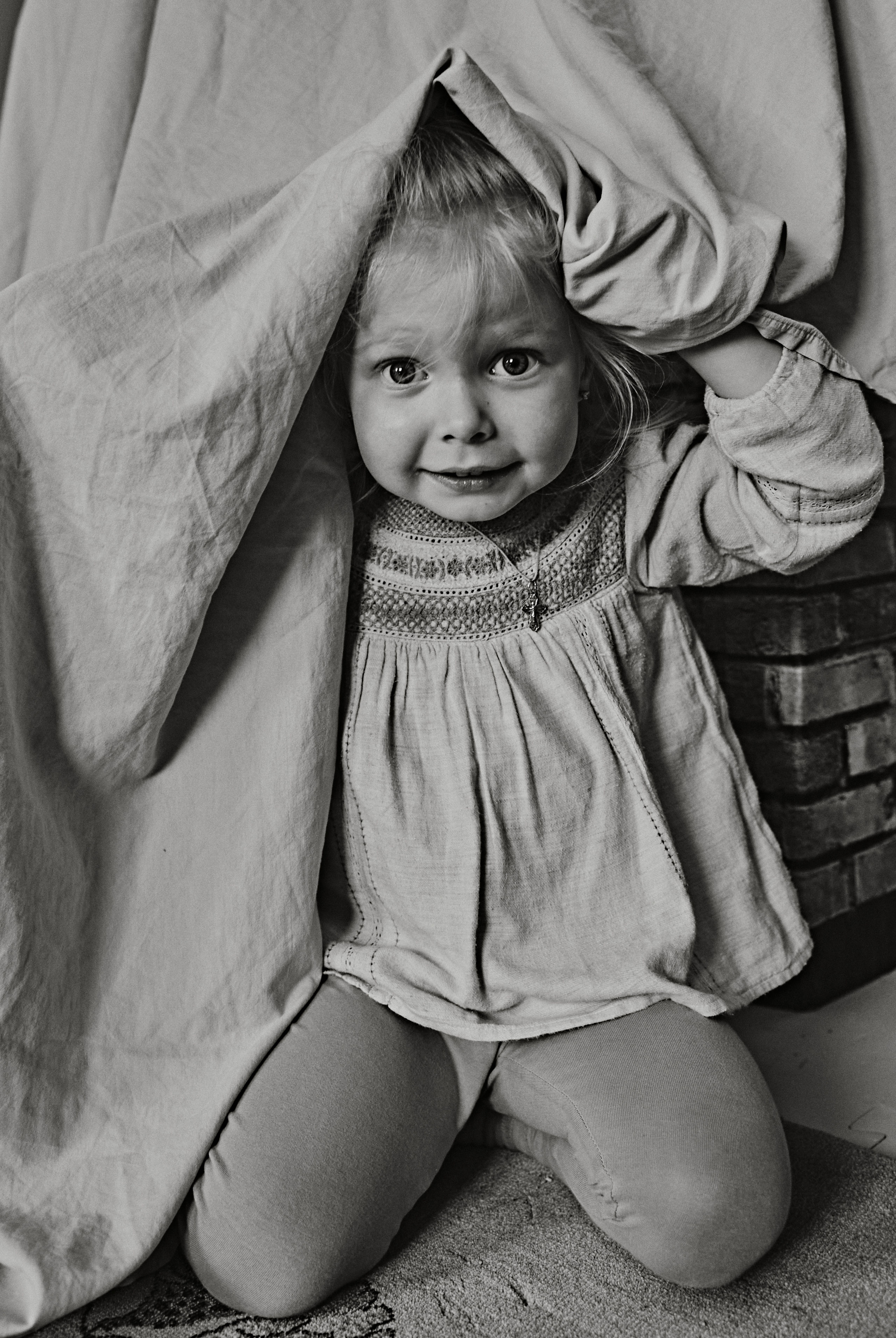 Тёплая домашняя фотосессия с мамой и детьми. Фотограф Алматы Ольга Photodooshy