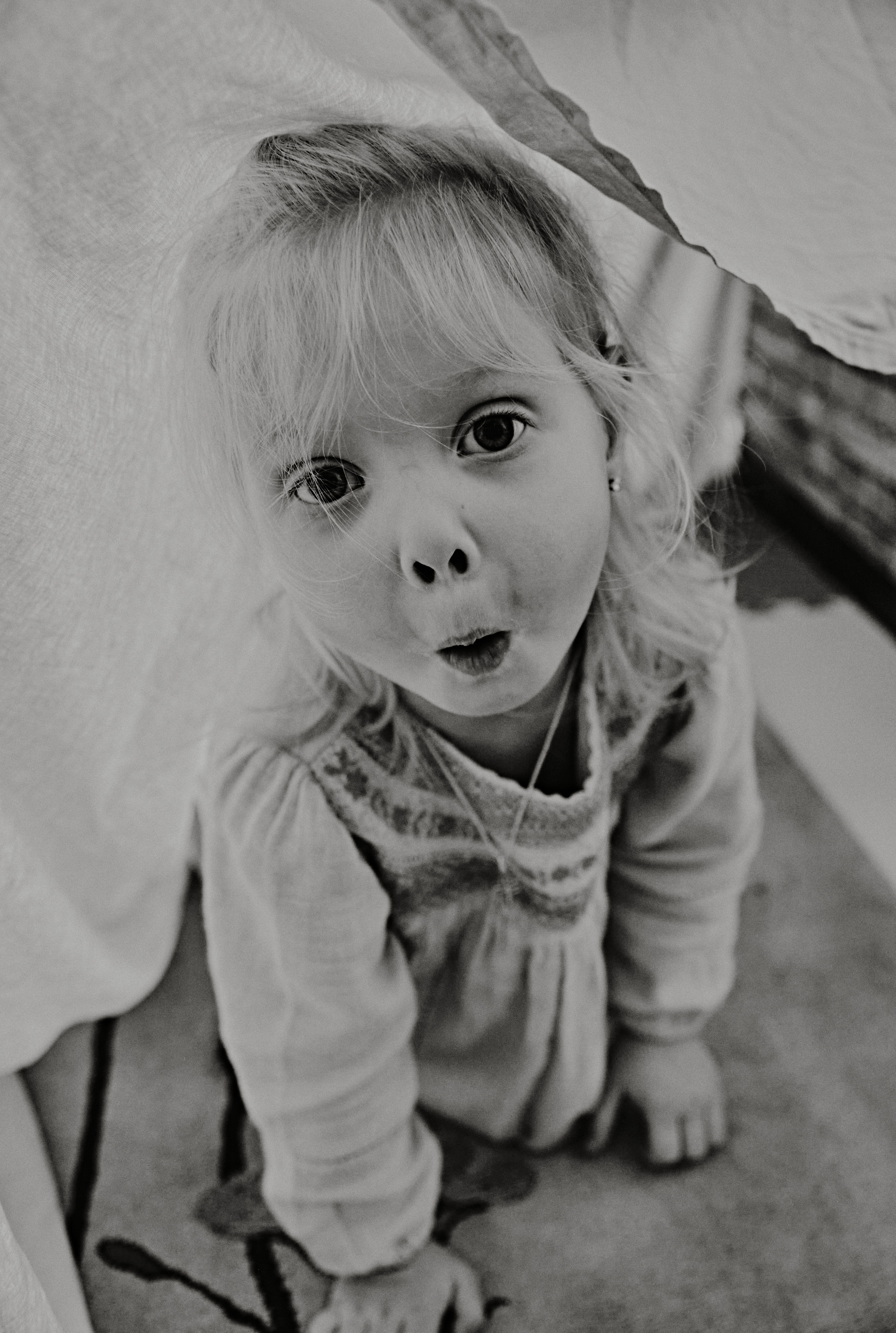 Тёплая домашняя фотосессия с мамой и детьми. Фотограф Алматы Ольга Photodooshy